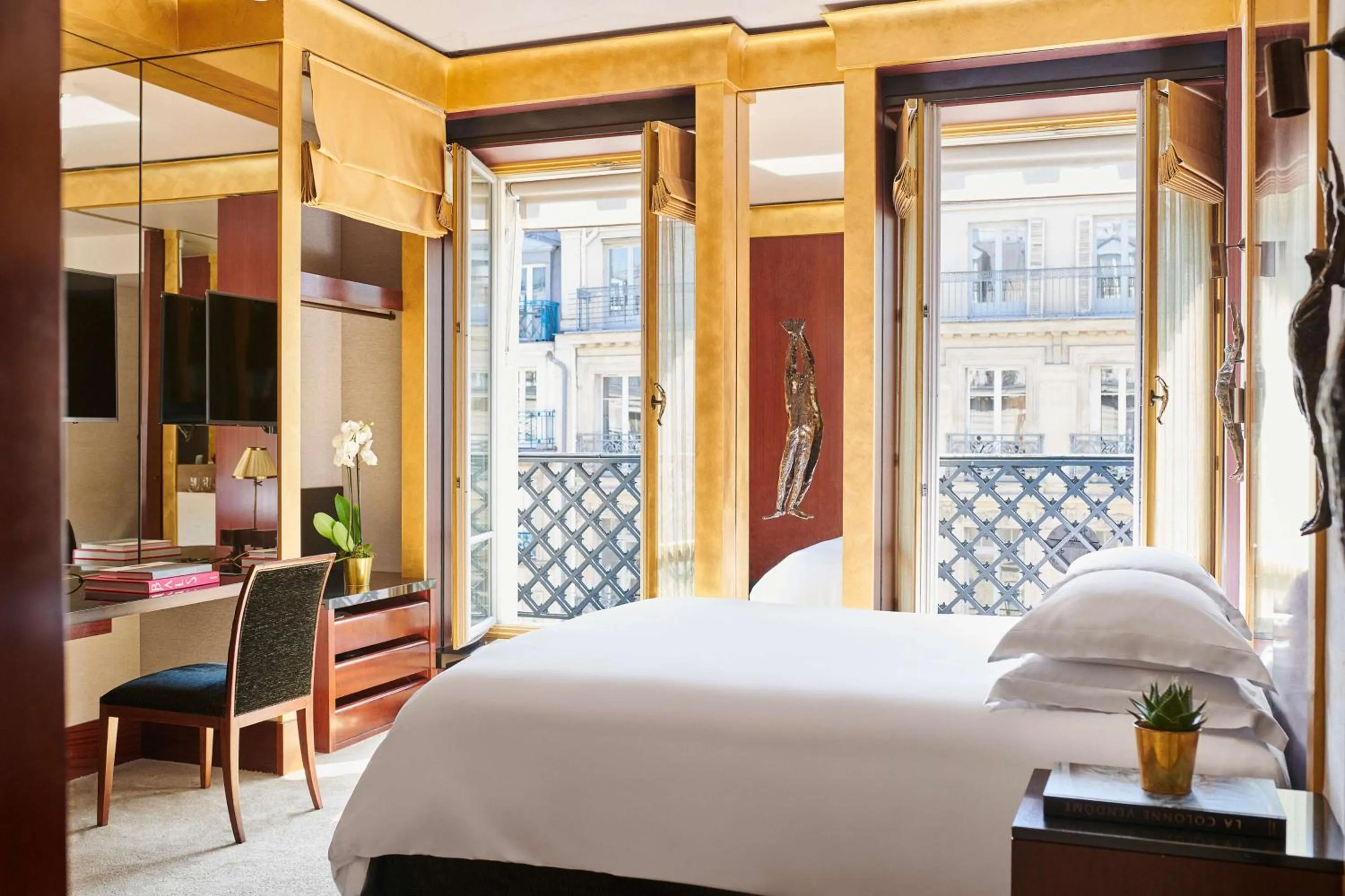 Bedroom, Bed in Park Hyatt Paris - Vendôme