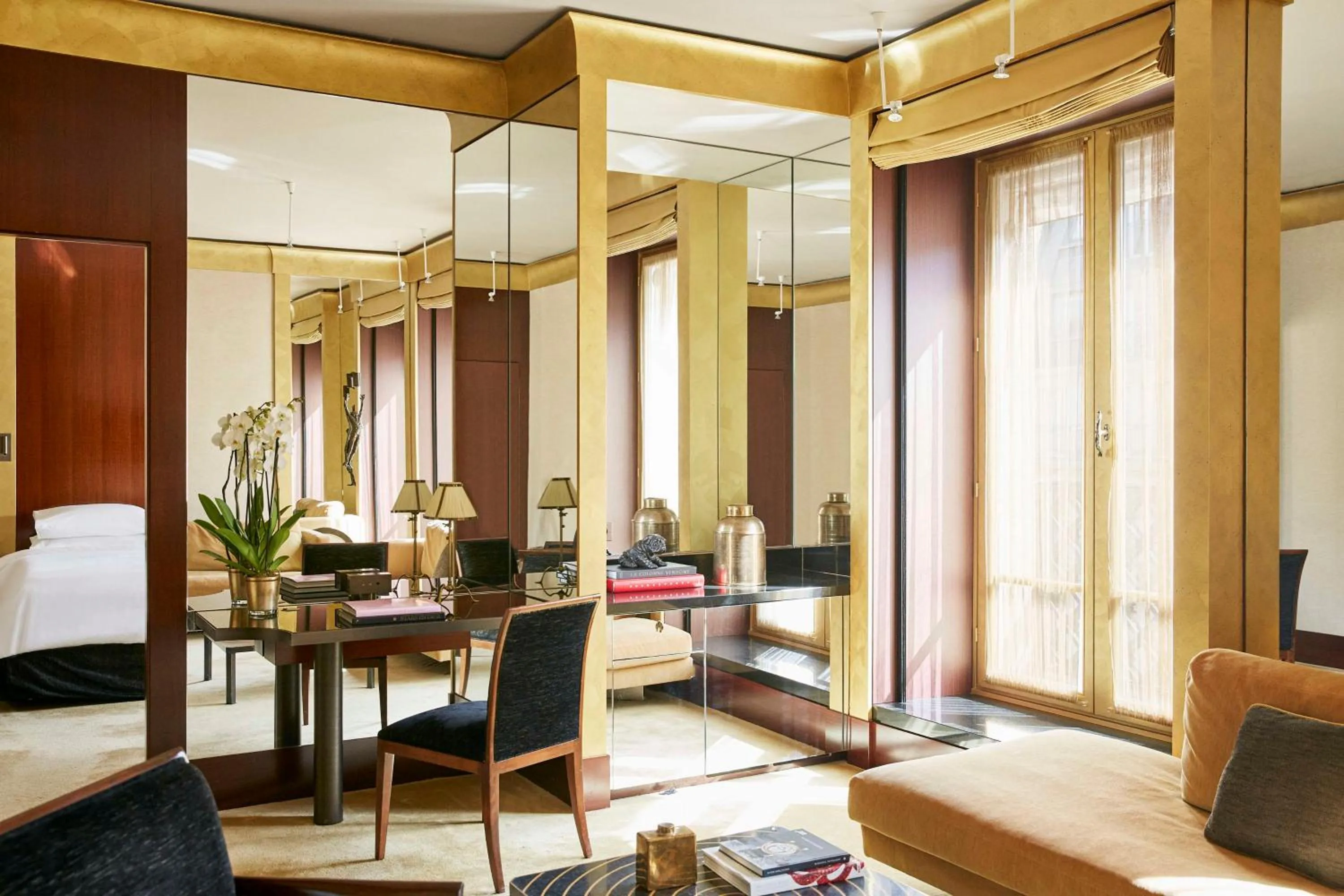 Photo of the whole room in Park Hyatt Paris - Vendôme