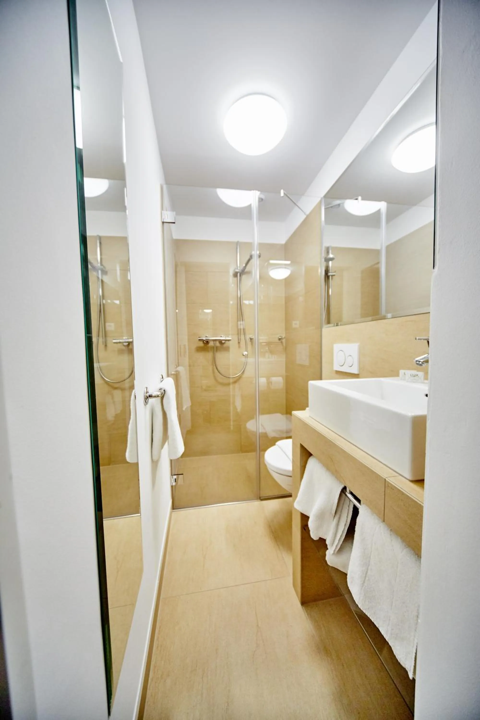 Decorative detail in Madar Café Restaurant zum Fürsten