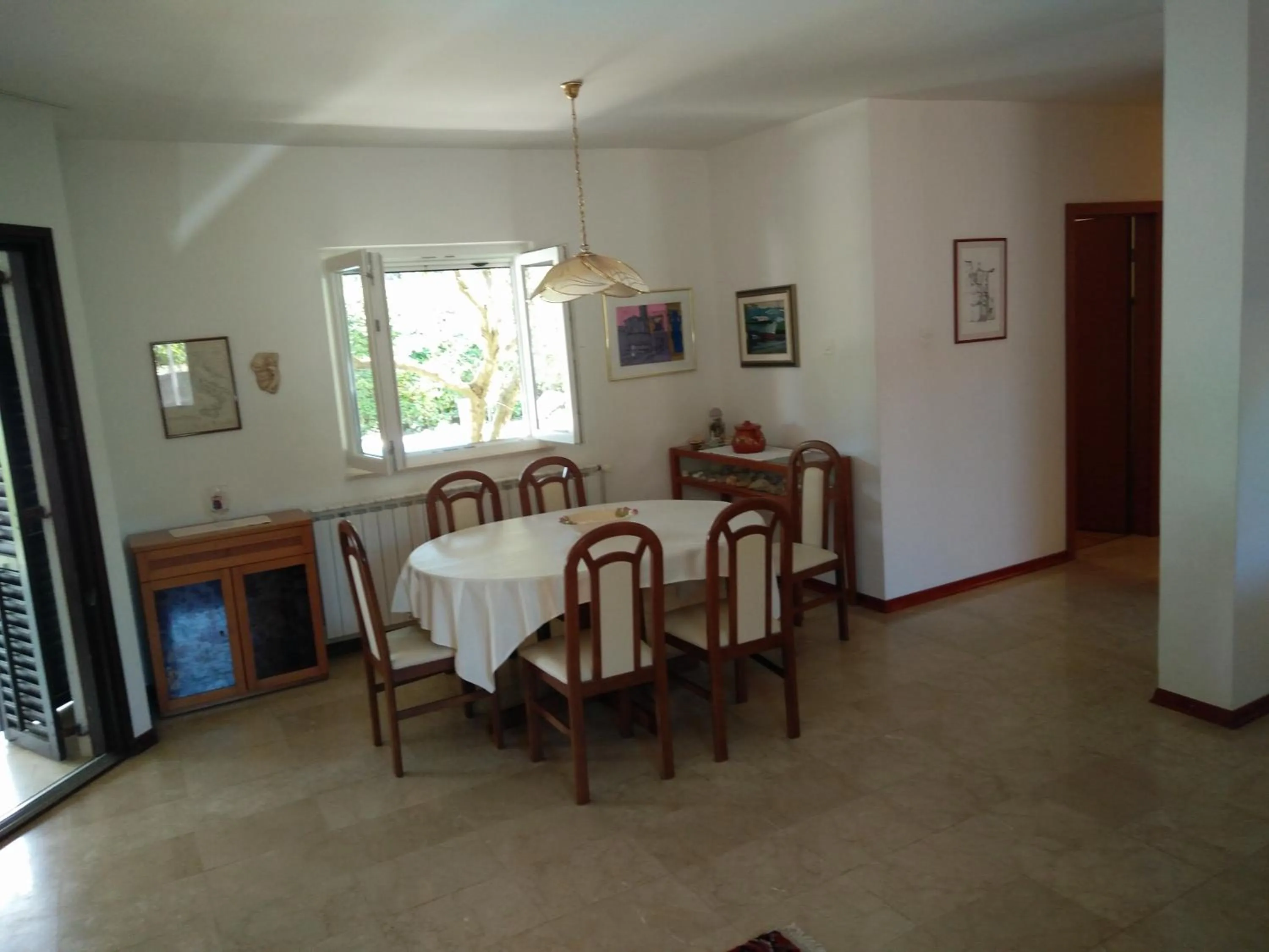 Dining area in Villa Donadini
