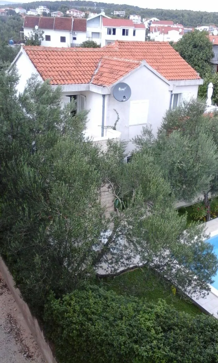 Inner courtyard view in Villa Donadini