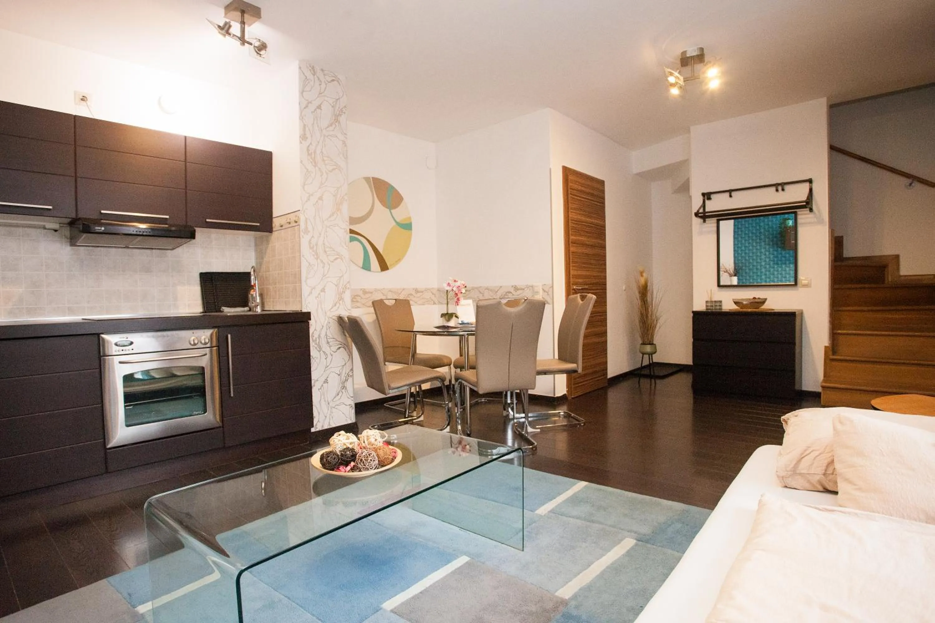 Living room, Bed in Budapest Center Residence