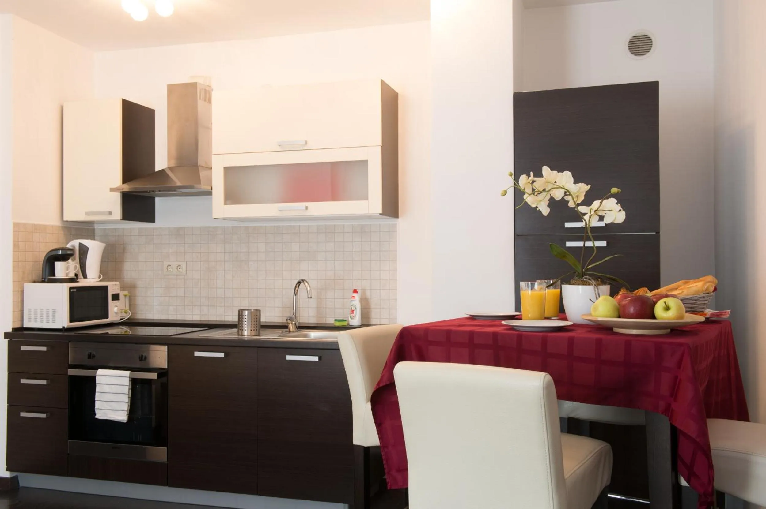 Kitchen or kitchenette in Budapest Center Residence