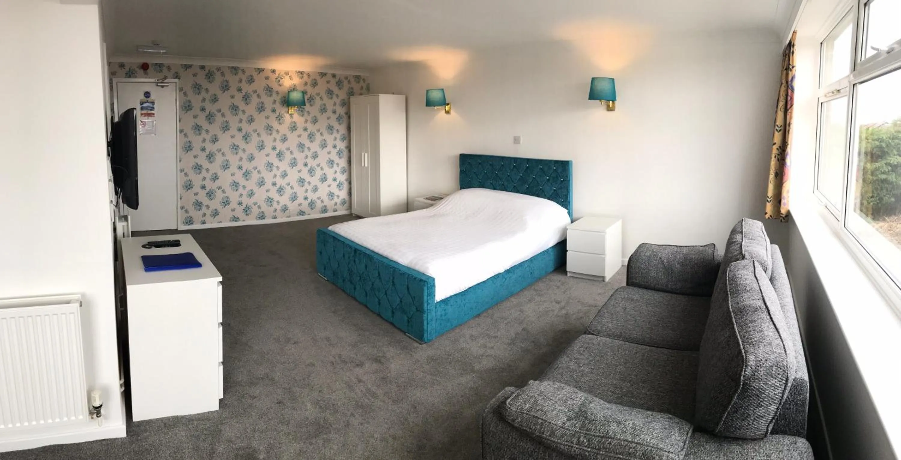 Bedroom, Bed in The Highfield Hotel