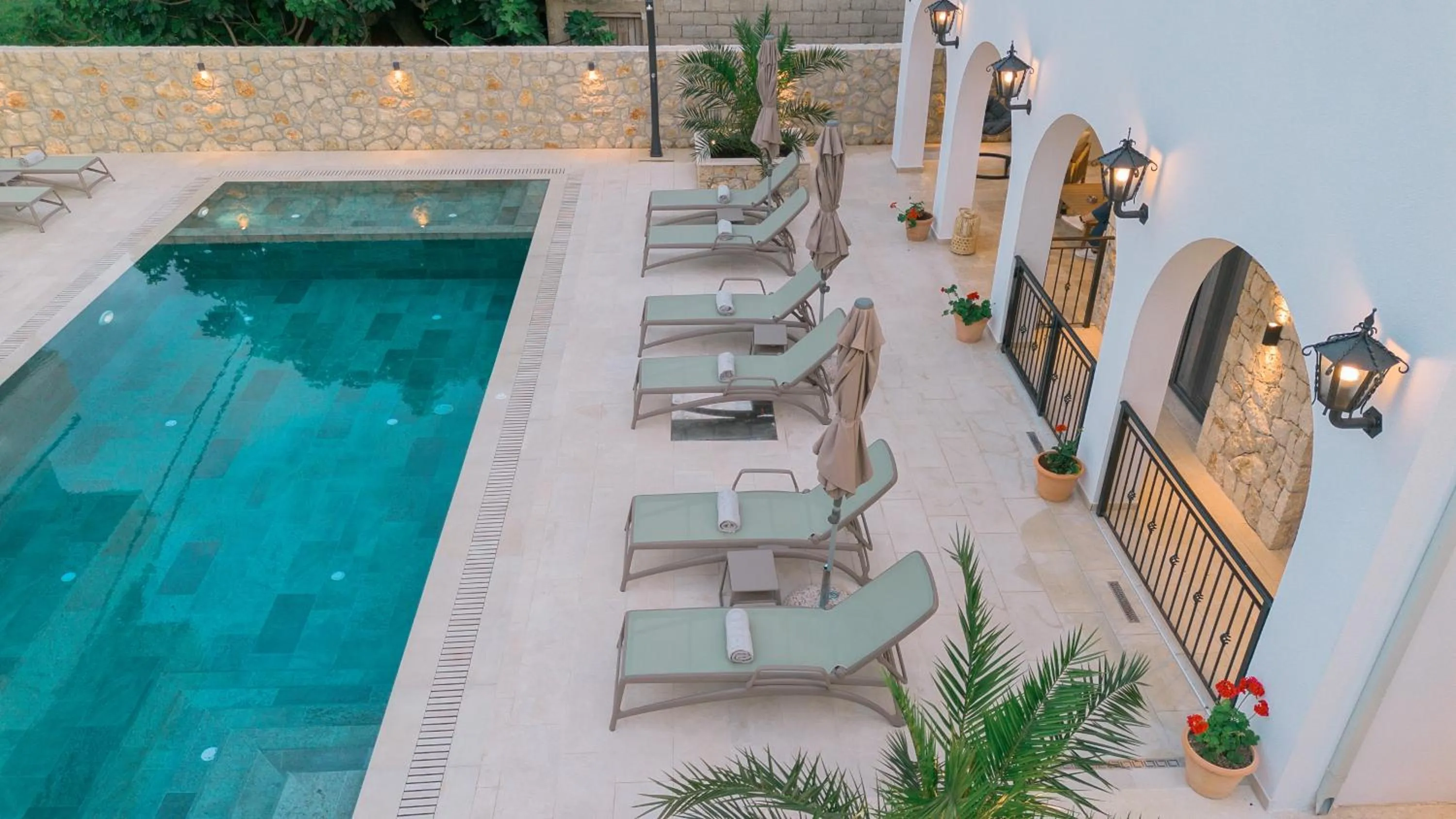 Pool view in B&B Lovac