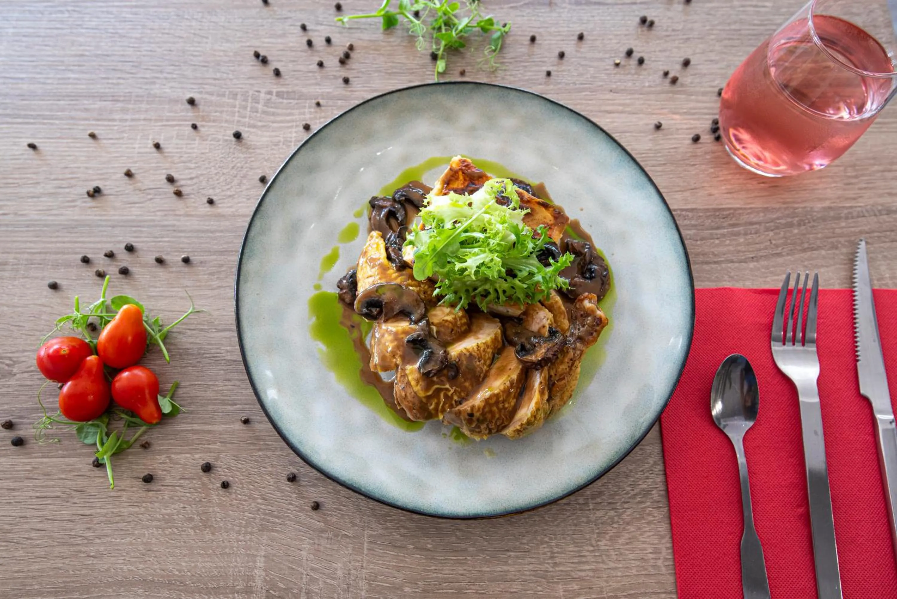 Restaurant/places to eat in Atoll Hotel Logis Angers, Beaucouzé