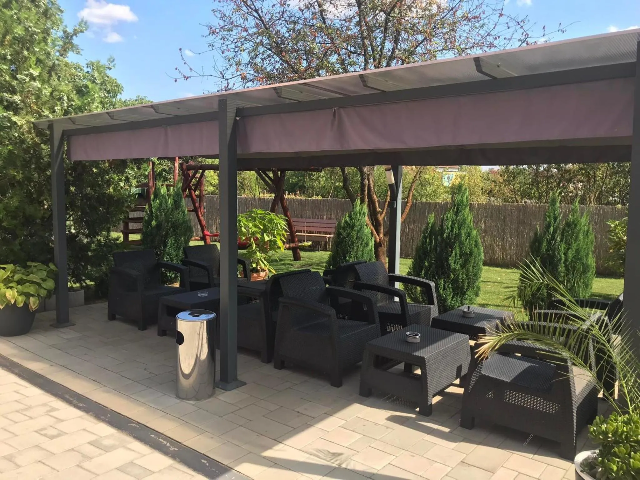 Garden view in Katalin Motel & Étterem