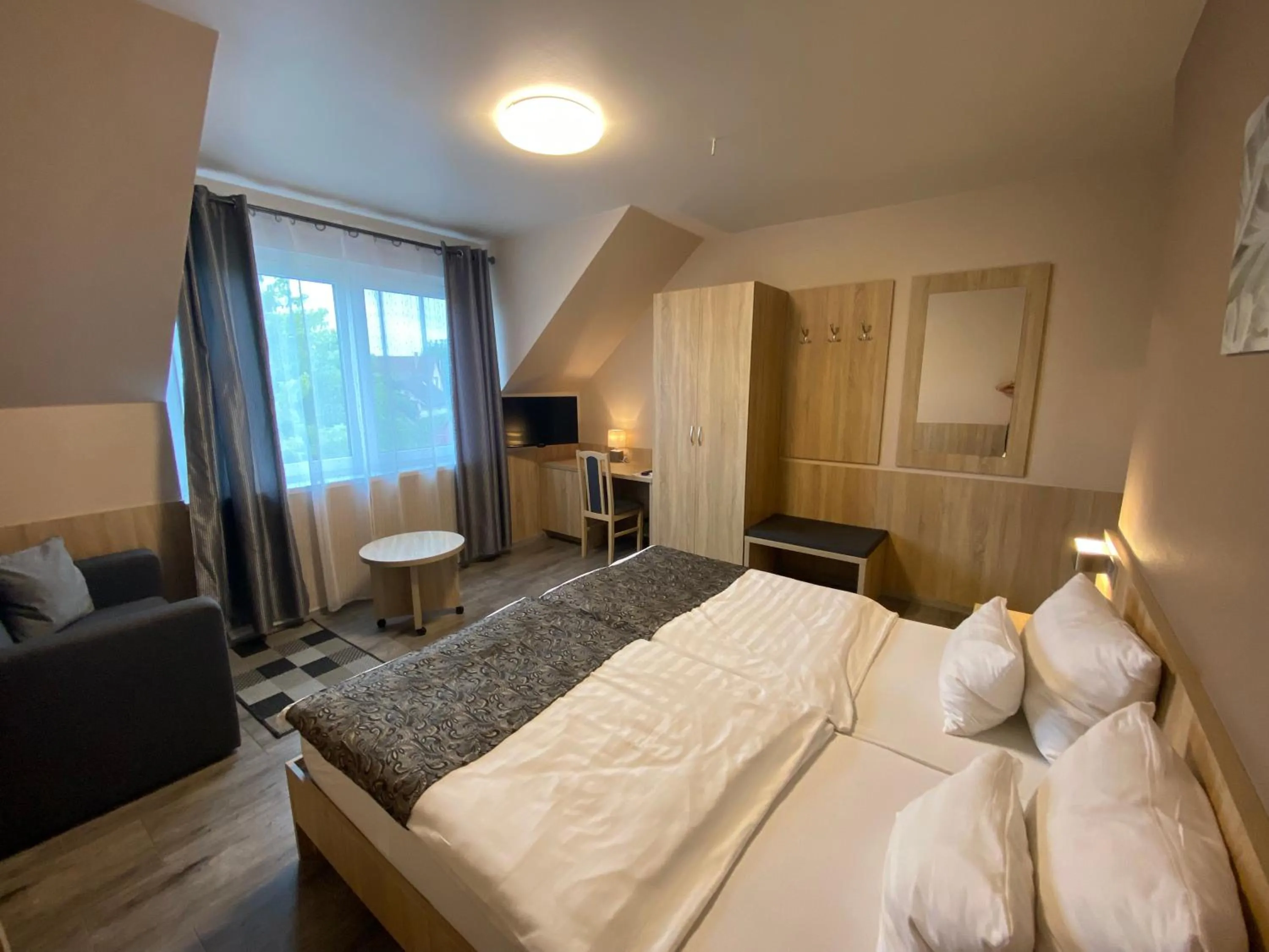 Bed in Katalin Motel & Étterem