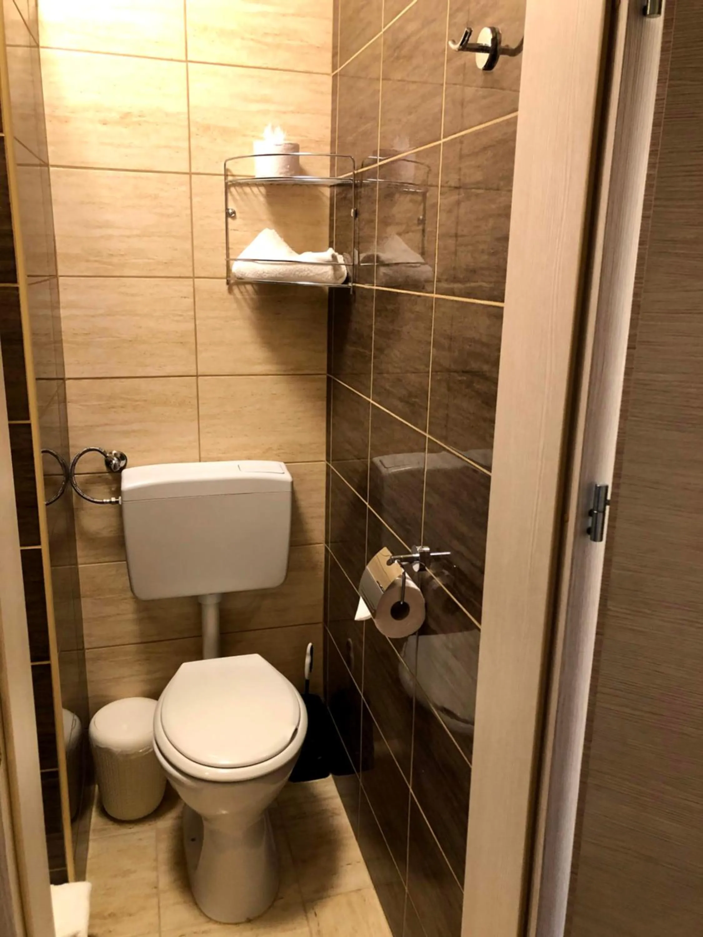 Toilet in Katalin Motel & Étterem