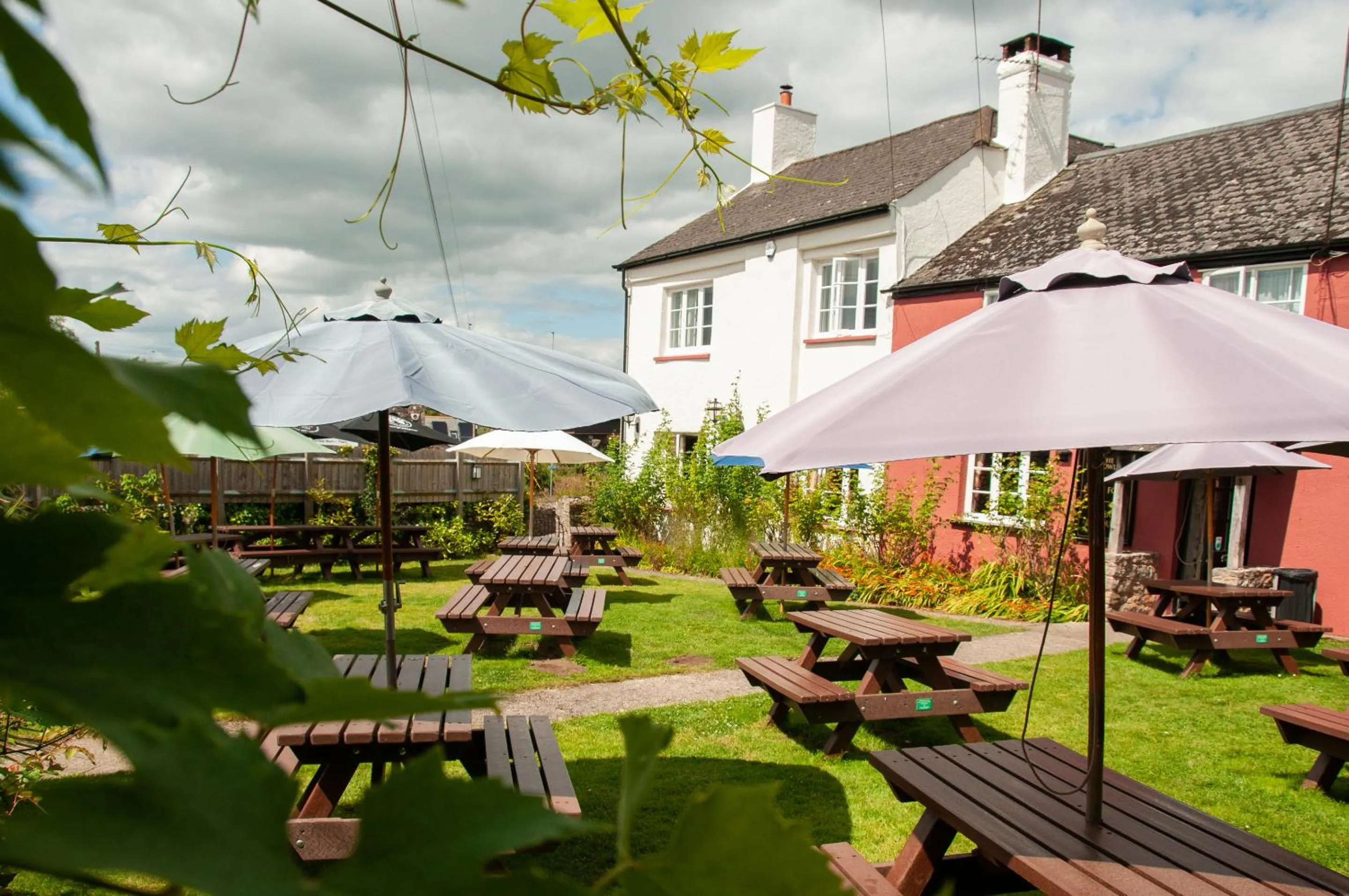 Garden in Barn Owl Inn