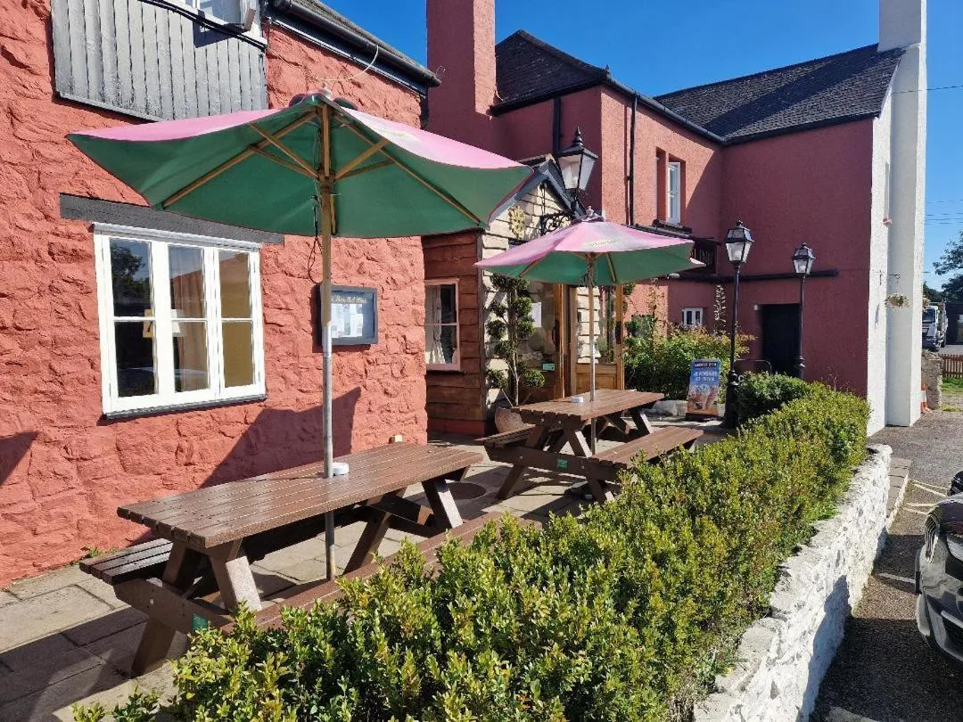 Garden in Barn Owl Inn