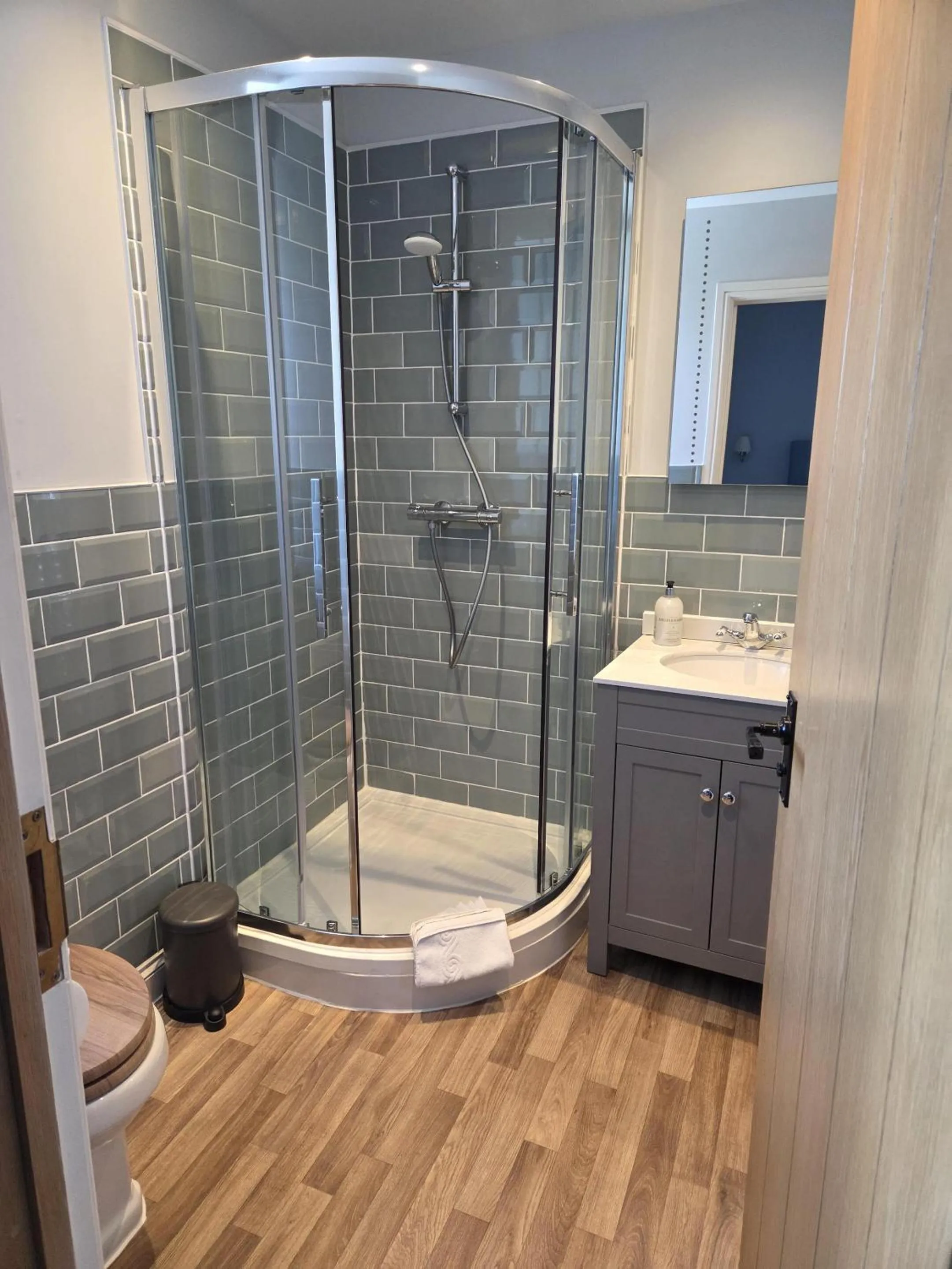 Bathroom in Barn Owl Inn