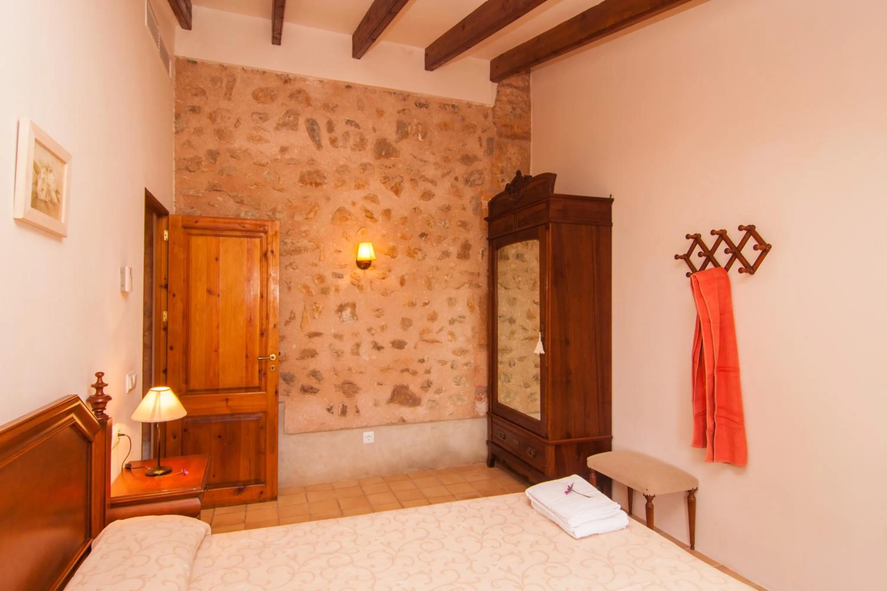 Photo of the whole room, Bed in Finca Hotel Ses Cases Noves