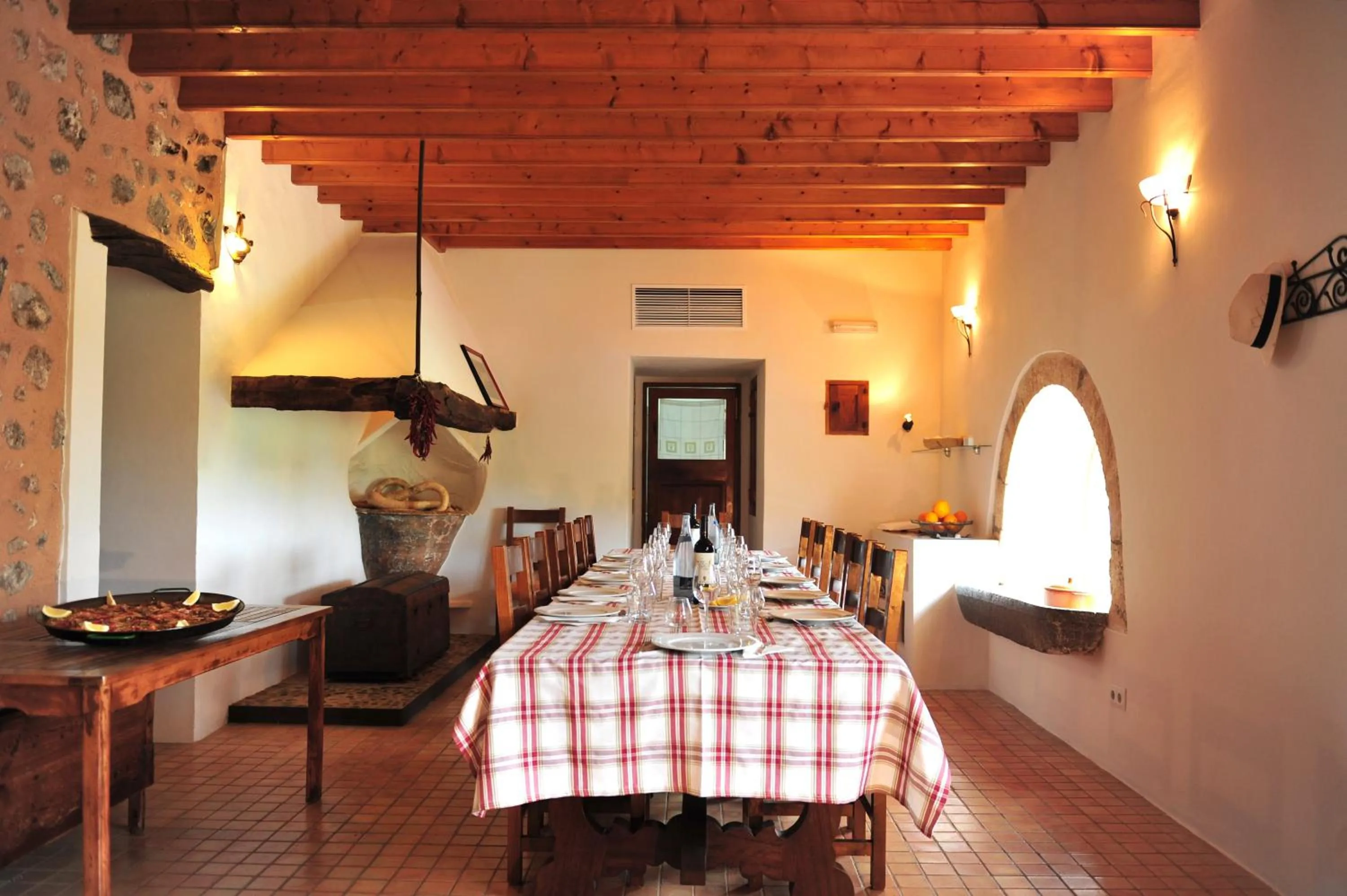Restaurant/places to eat in Finca Hotel Ses Cases Noves