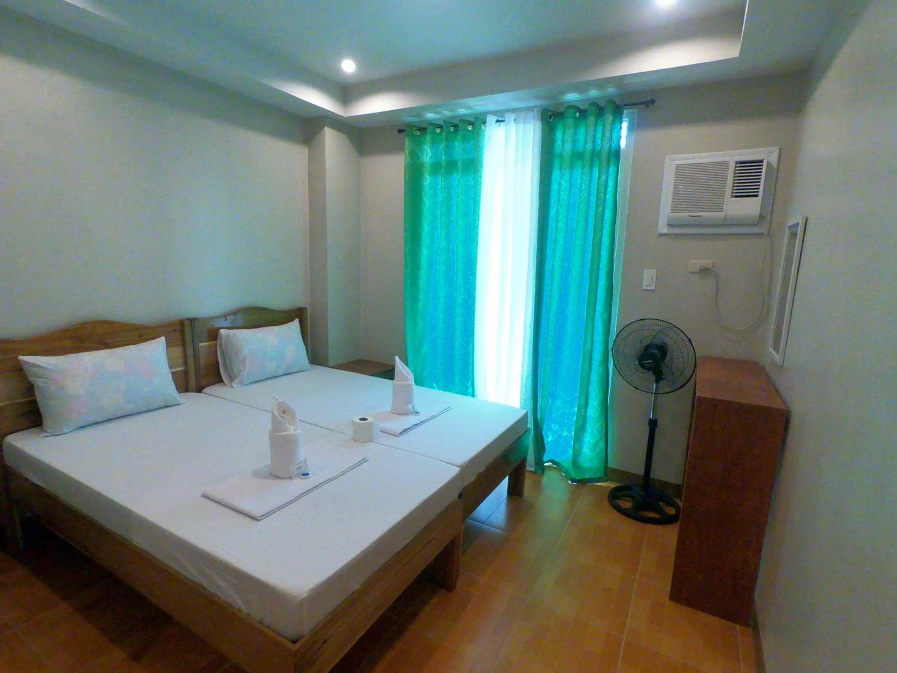 Bed in Morning Star Hotel