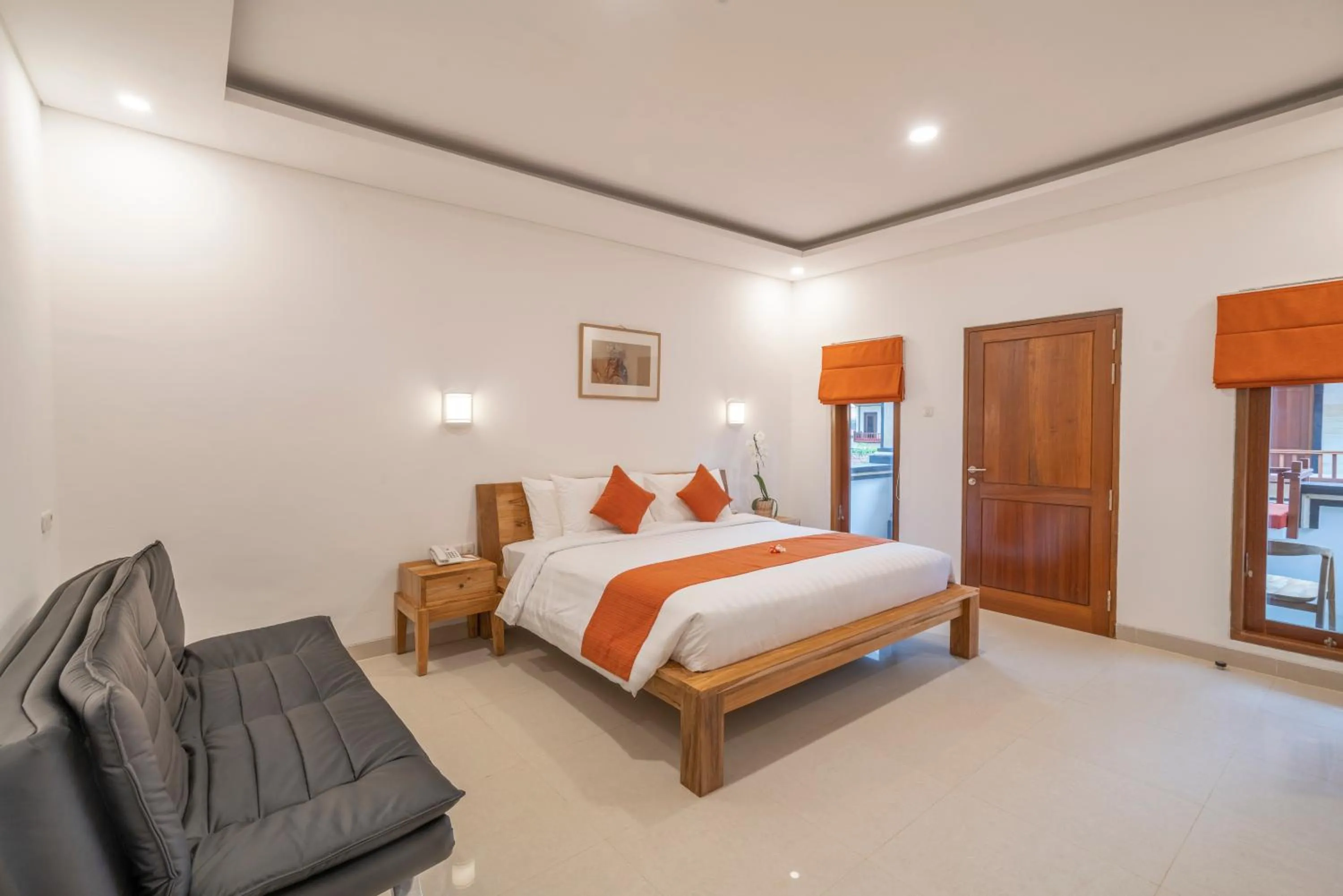 Photo of the whole room, Bed in The Salila Beach Resort