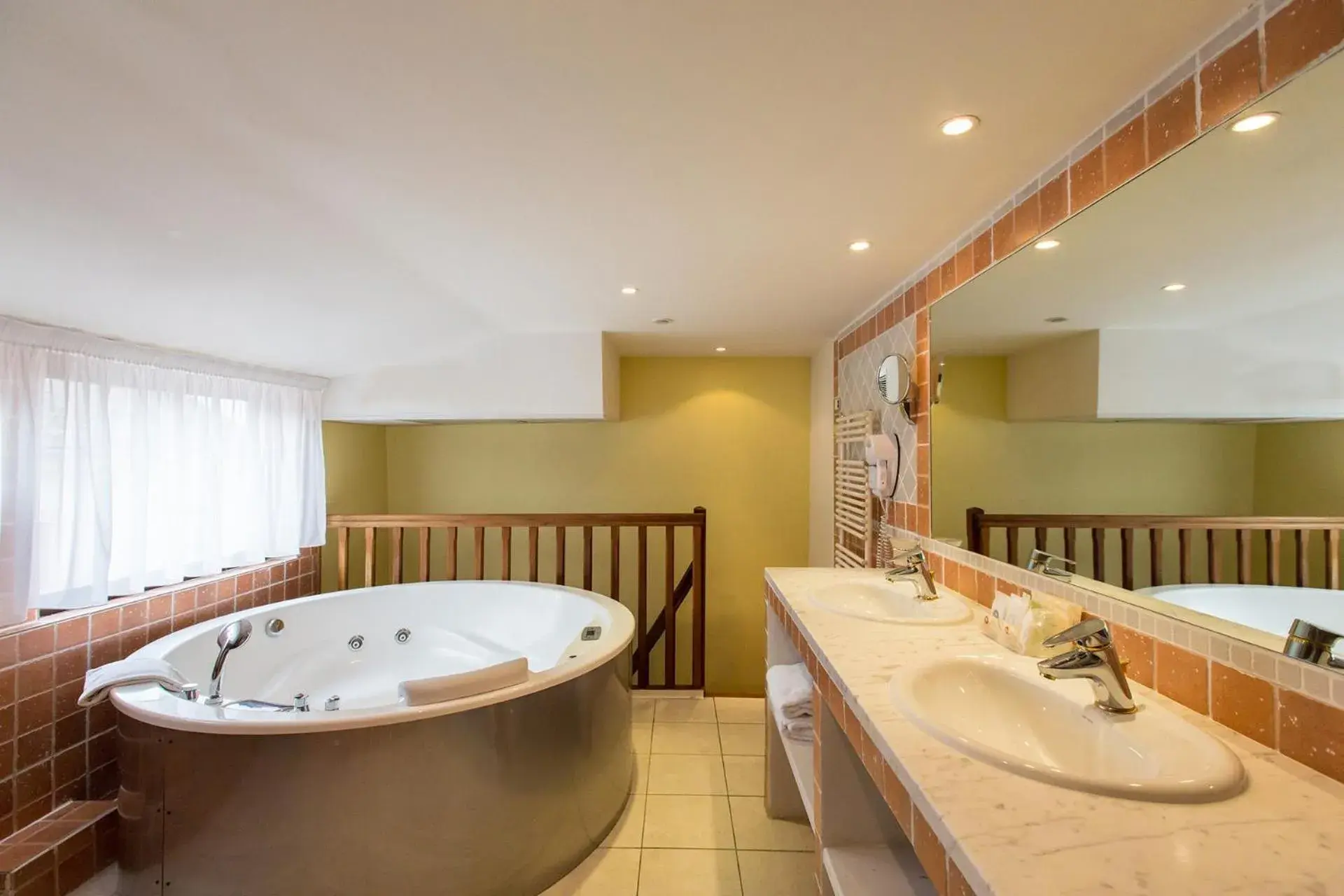 Duplex King Suite with Whirlpool and Street View - Non-Smoking in Grand Hotel d'Orange, BW Signature Collection Duplex King Suite with Whirlpool and Street View - Non-Smoking in Grand Hotel d'Orange, BW Signature Collection