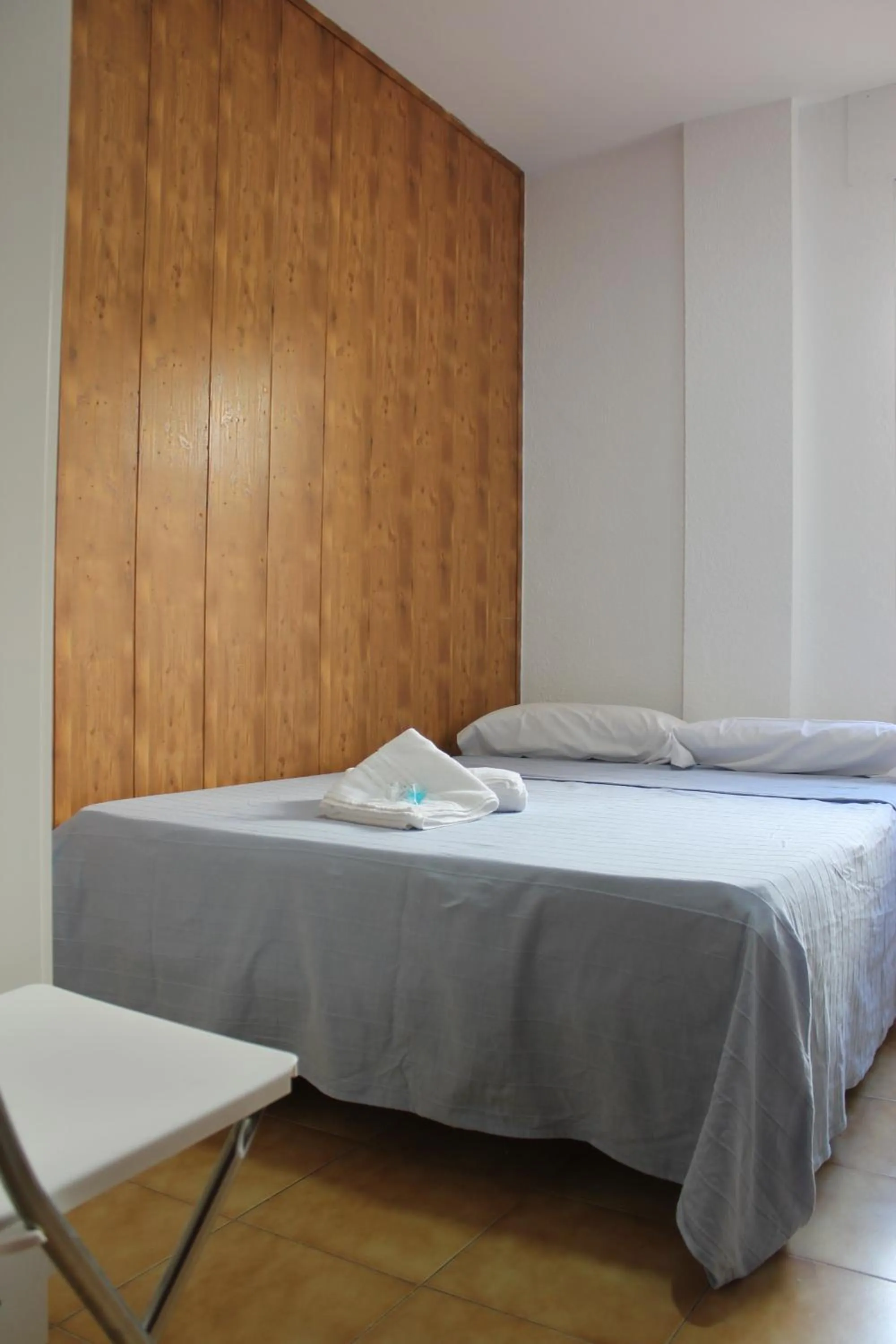 Bed in Hostal Amantes De Teruel