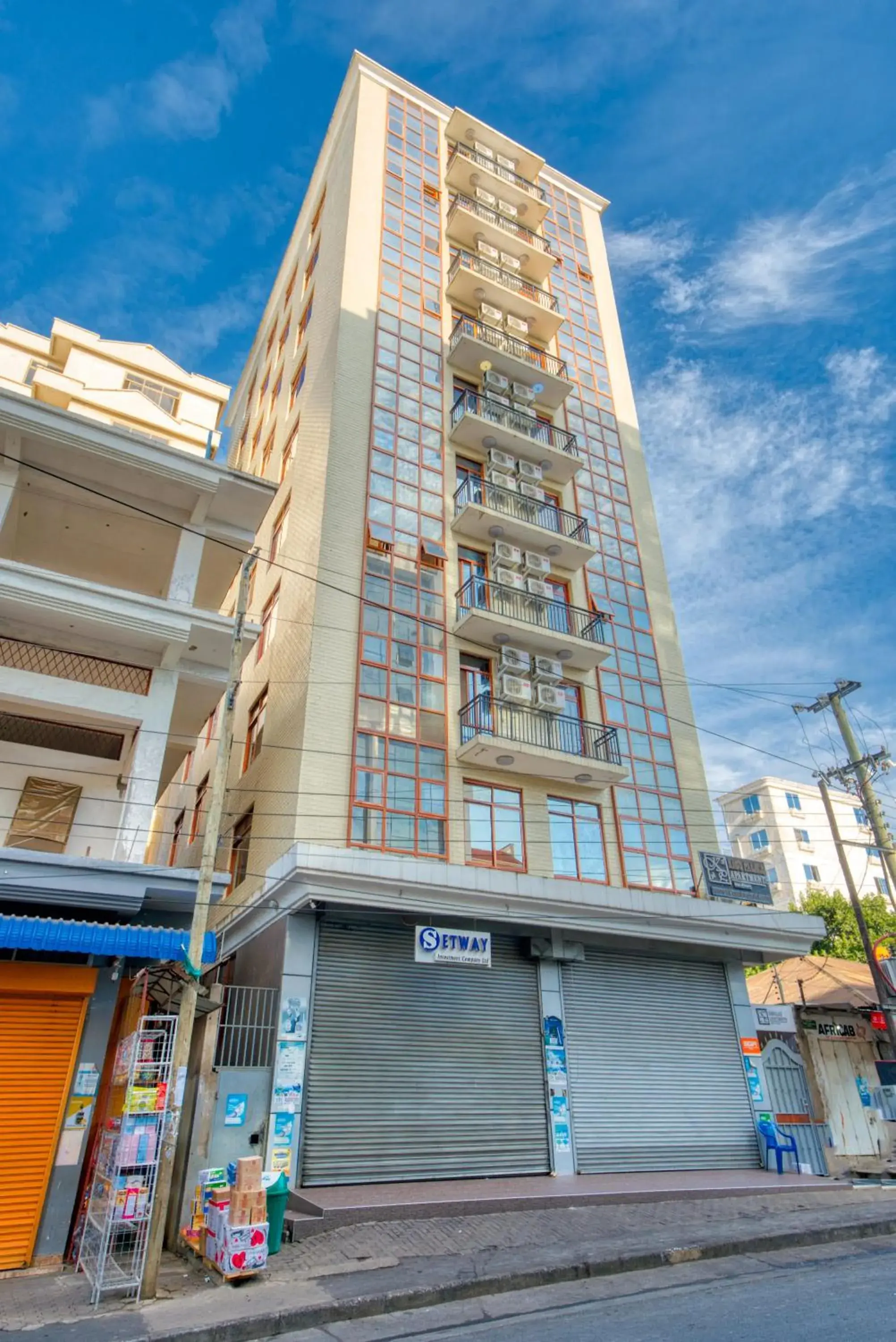 Property building in Kibo Palace Apartments Property building in Kibo Palace Apartments