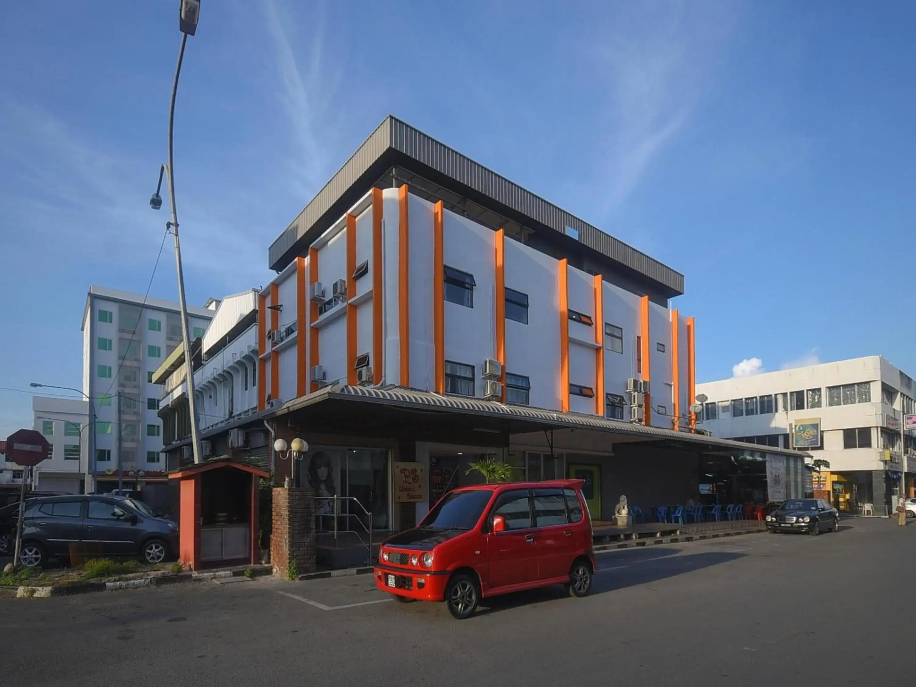 Property building in Hotel O agon Inn Property building in Hotel O agon Inn