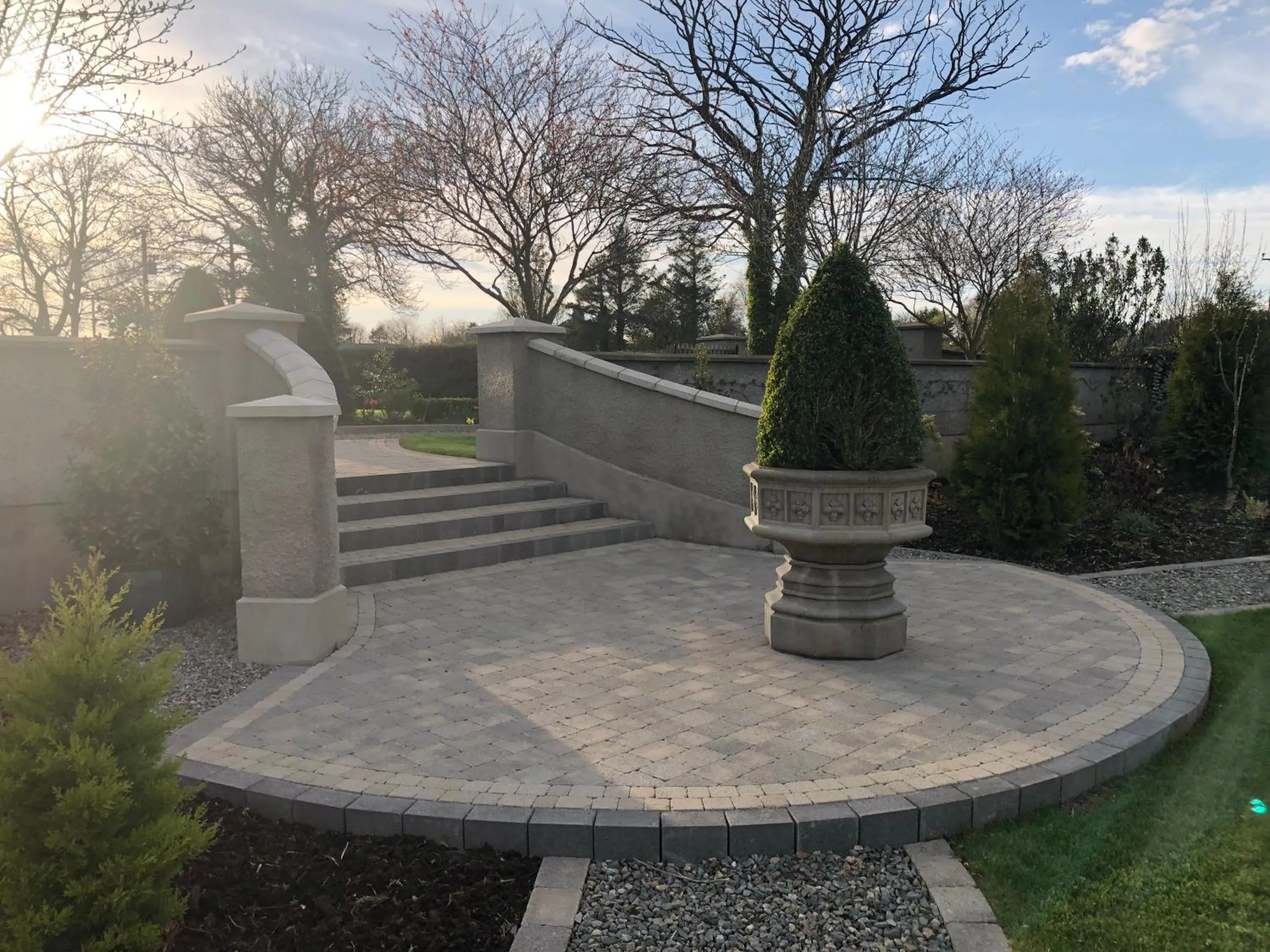 Garden in Crowfield Country House