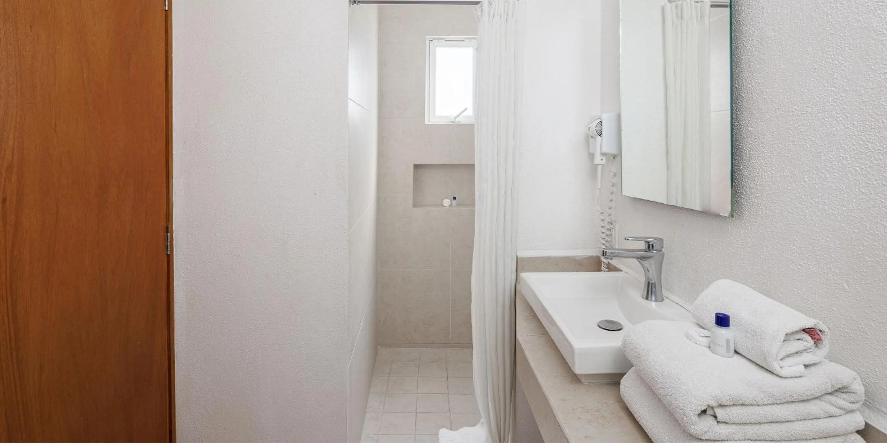 Bathroom in Opportunity León