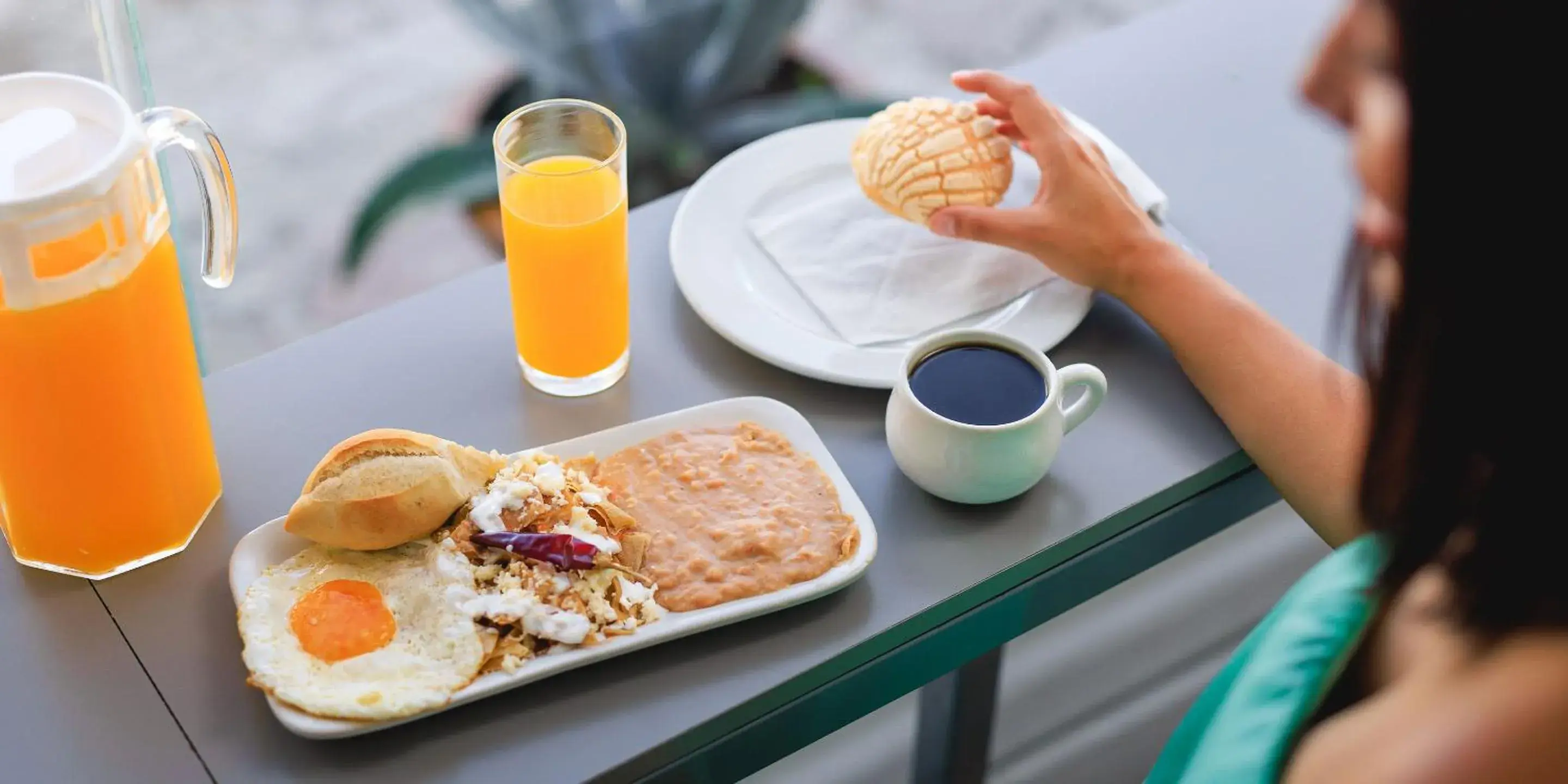 American breakfast in Opportunity León American breakfast in Opportunity León