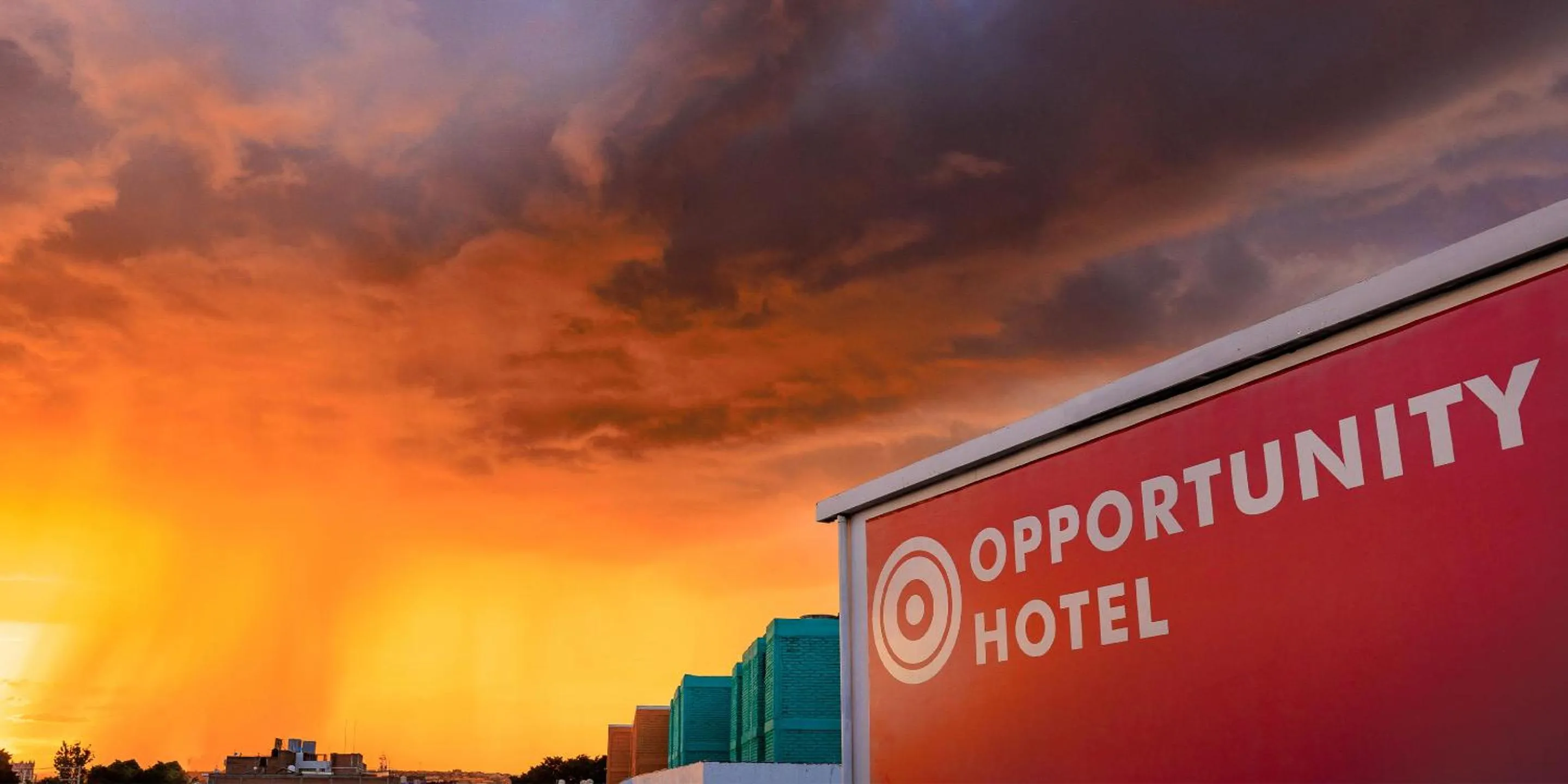 Sunrise in Opportunity León