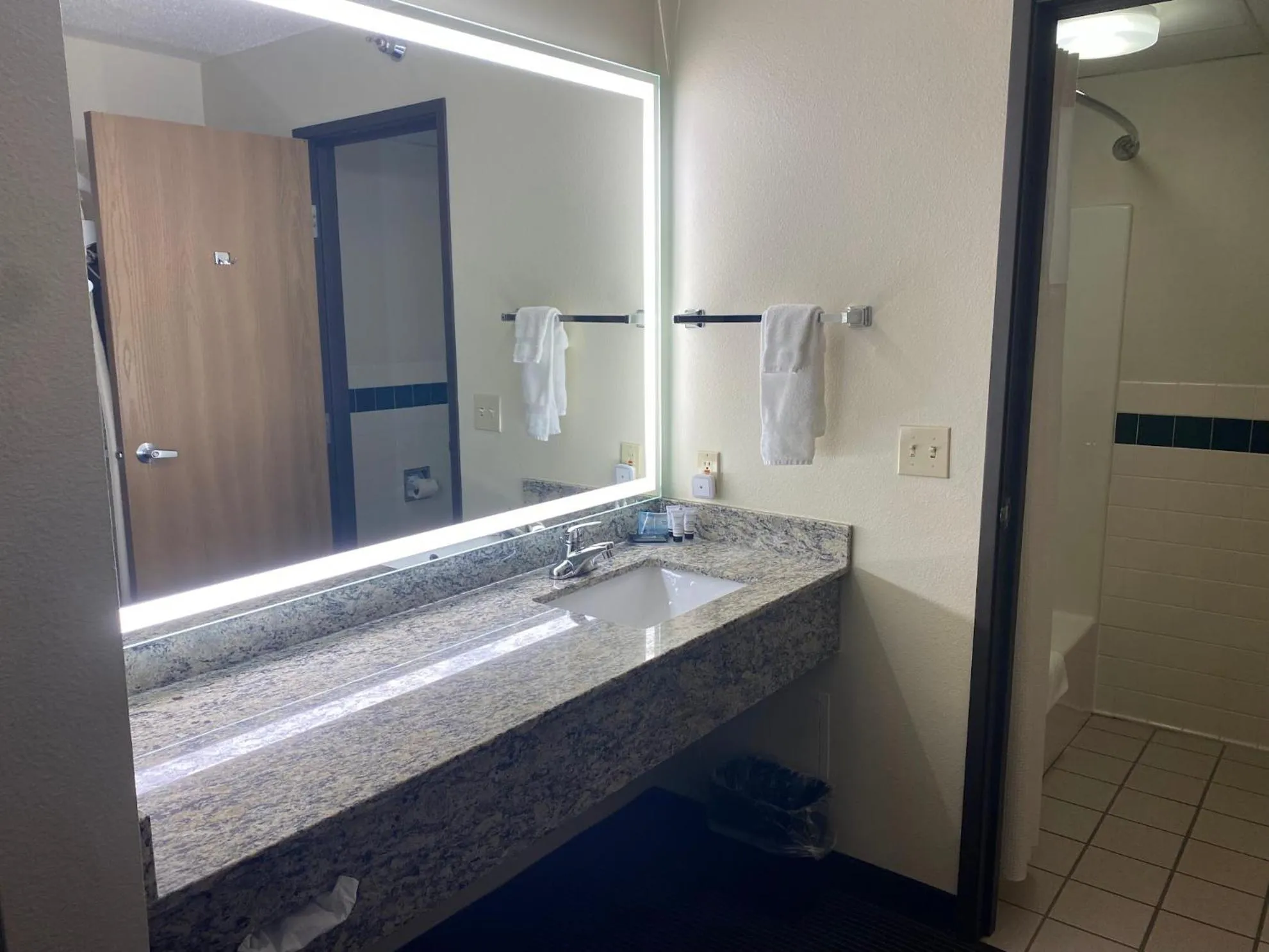 AmericInn by Wyndham Two Harbors Near Lake Superior