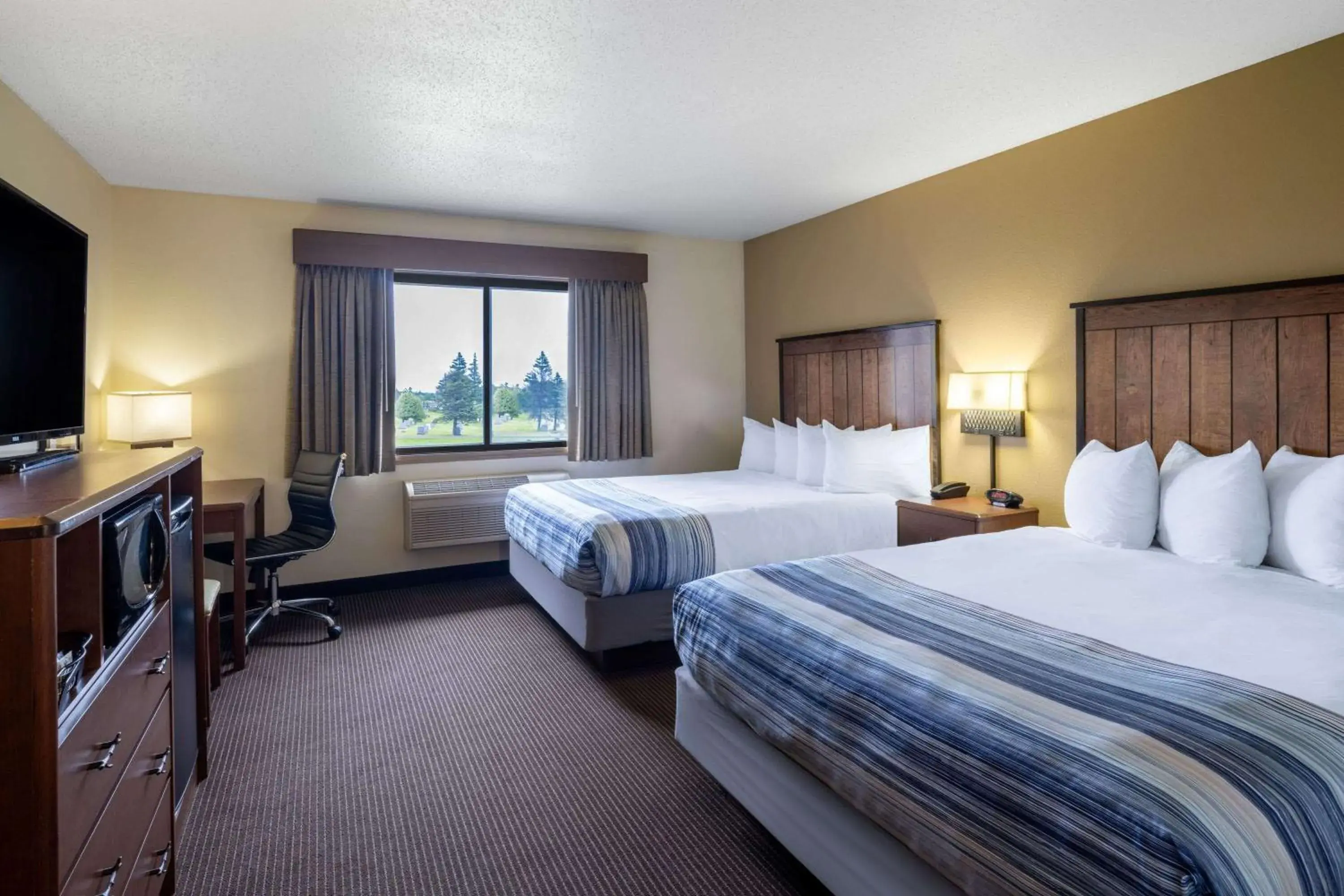 Deluxe Queen Room with Two Queen Beds - Non-Smoking in AmericInn by Wyndham Two Harbors Near Lake Superior Deluxe Queen Room with Two Queen Beds - Non-Smoking in AmericInn by Wyndham Two Harbors Near Lake Superior