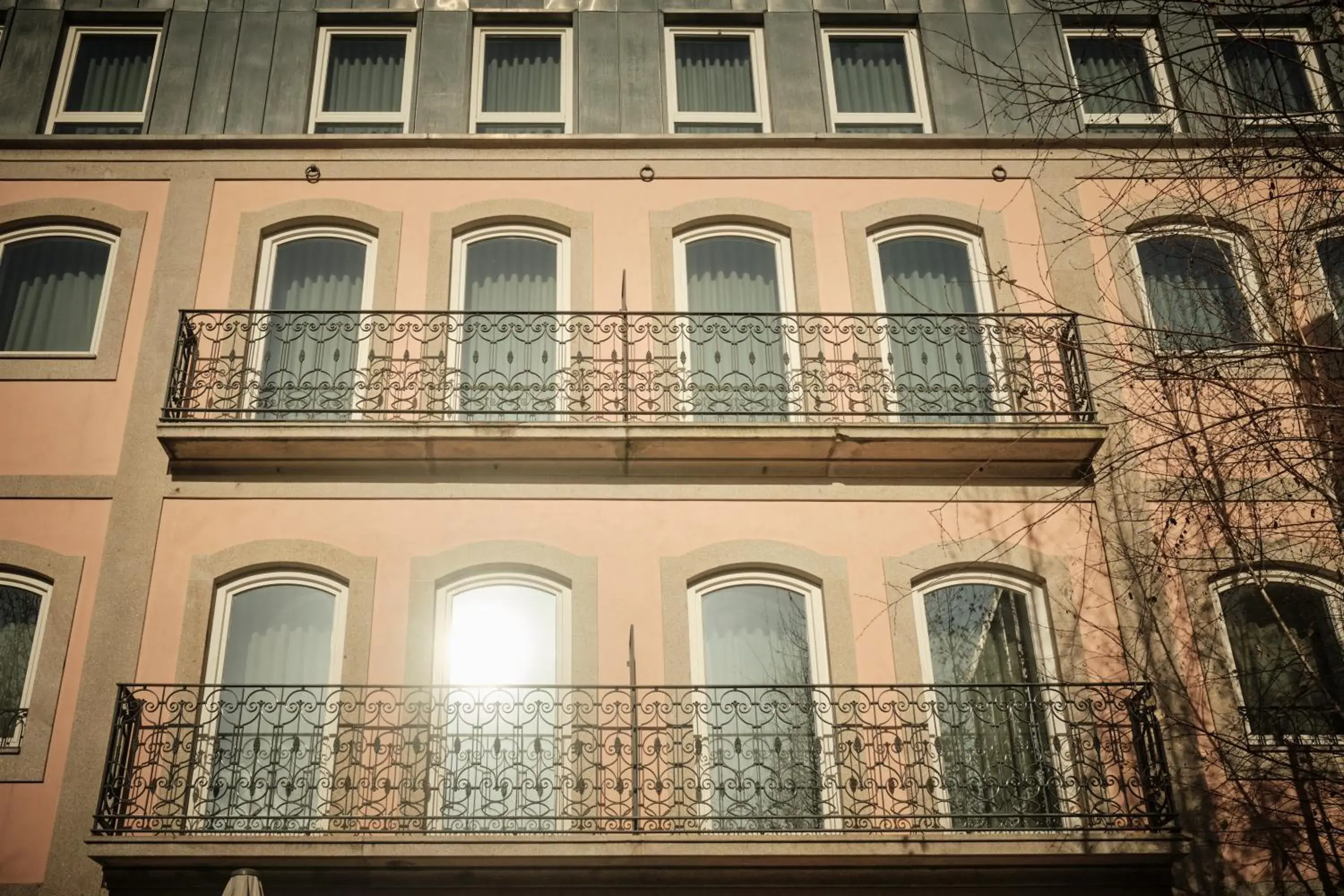 Facade/entrance in Catalonia Porto Facade/entrance in Catalonia Porto