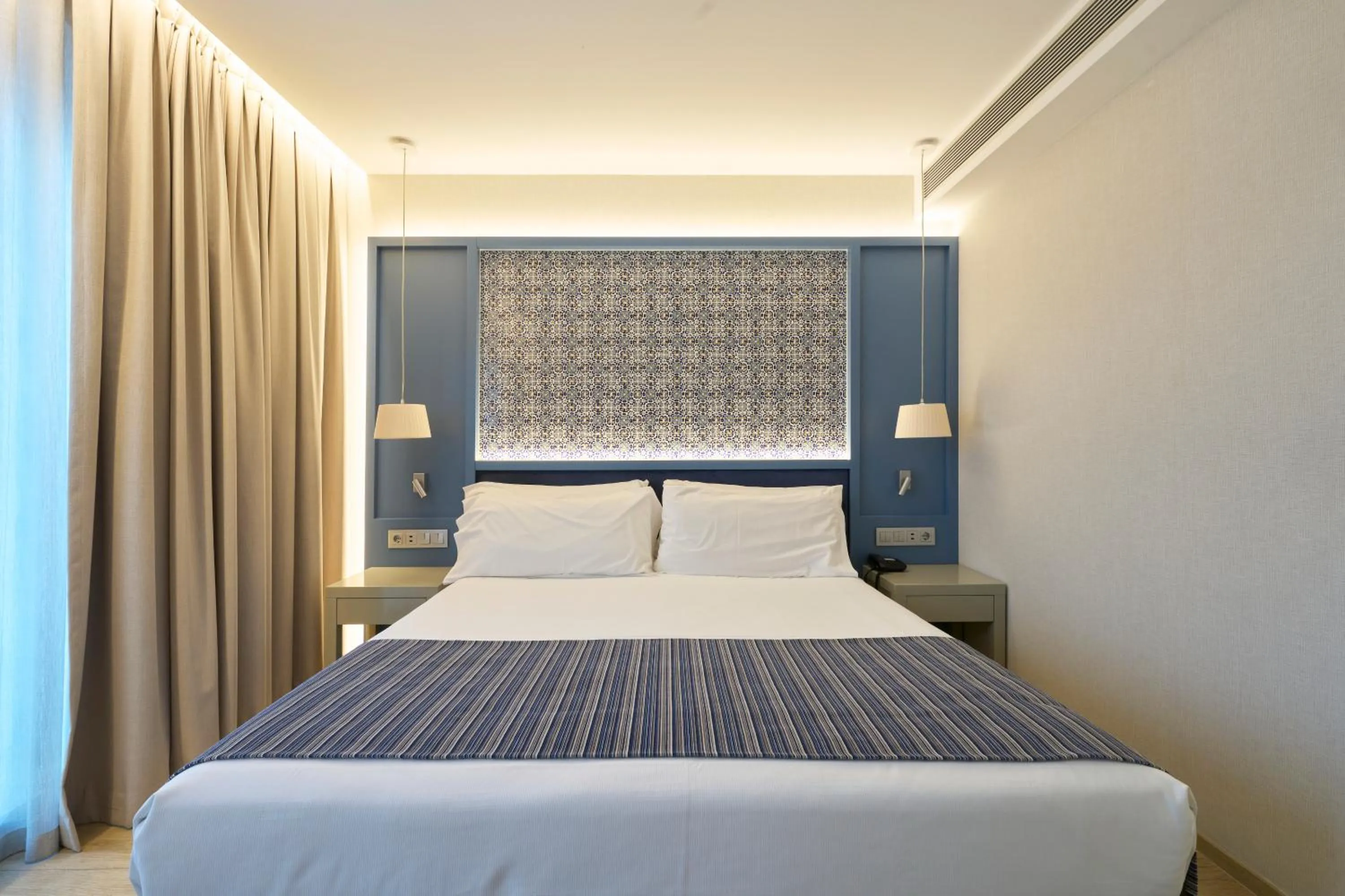 Bed in Catalonia Porto