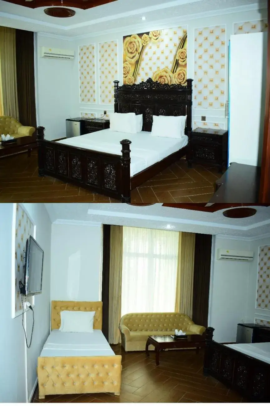 Bed in Paramount Guest House Bed in Paramount Guest House