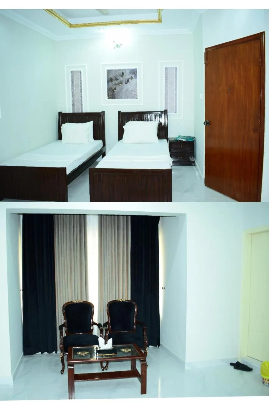 Bed in Paramount Guest House