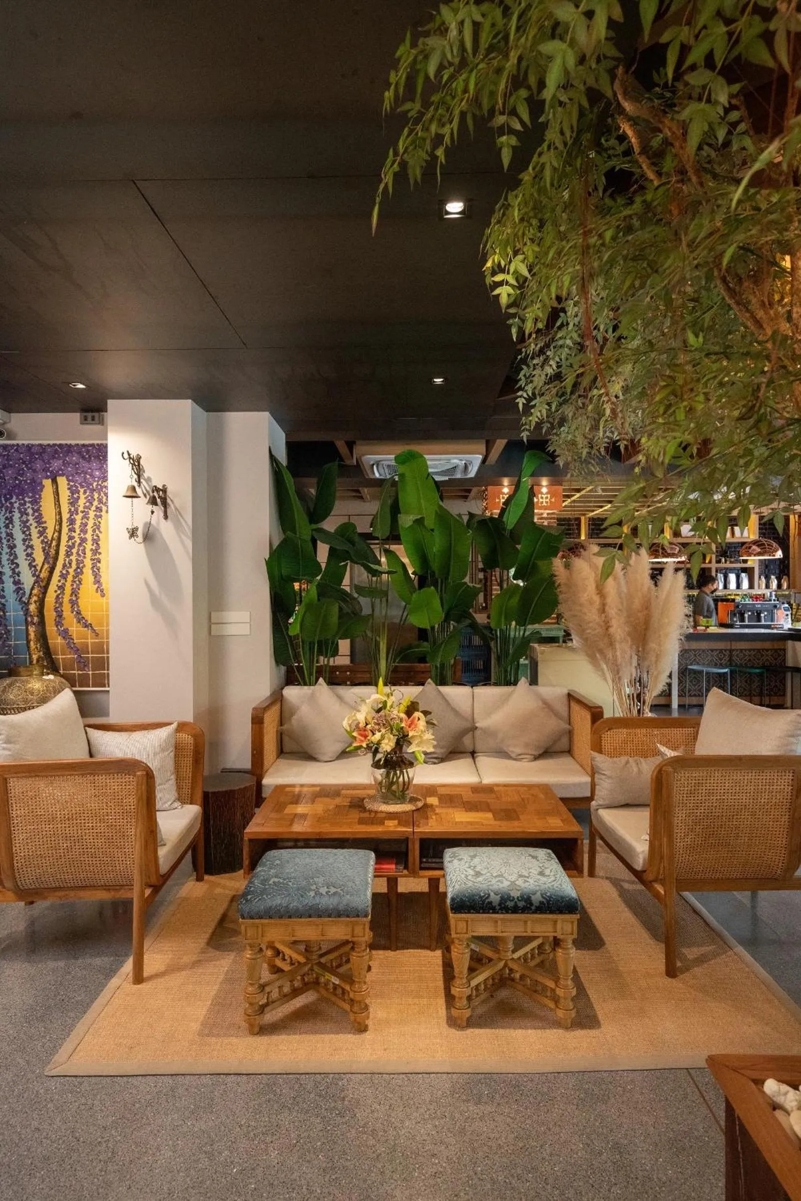 Seating area in Sanae' Oldtown Hotel