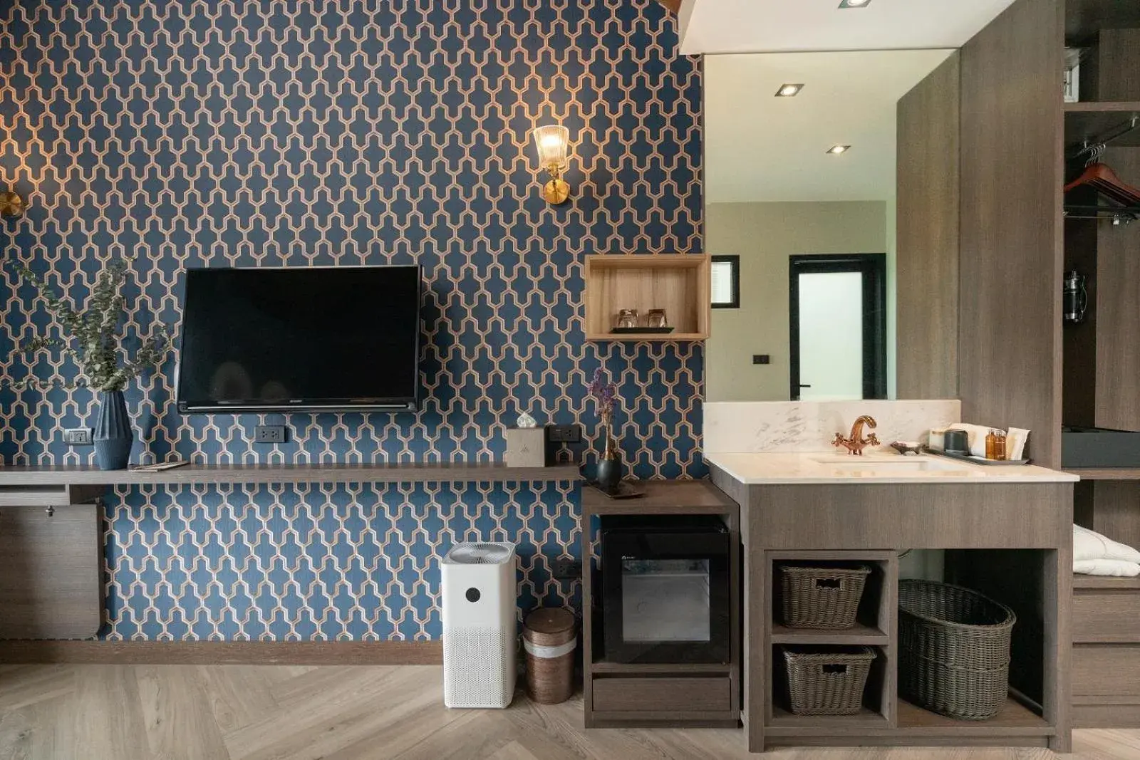 Photo of the whole room in Sanae' Oldtown Hotel Photo of the whole room in Sanae' Oldtown Hotel