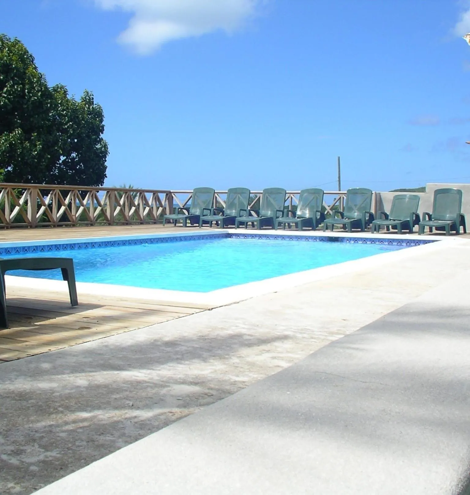 Swimming pool in South Coast Horizon