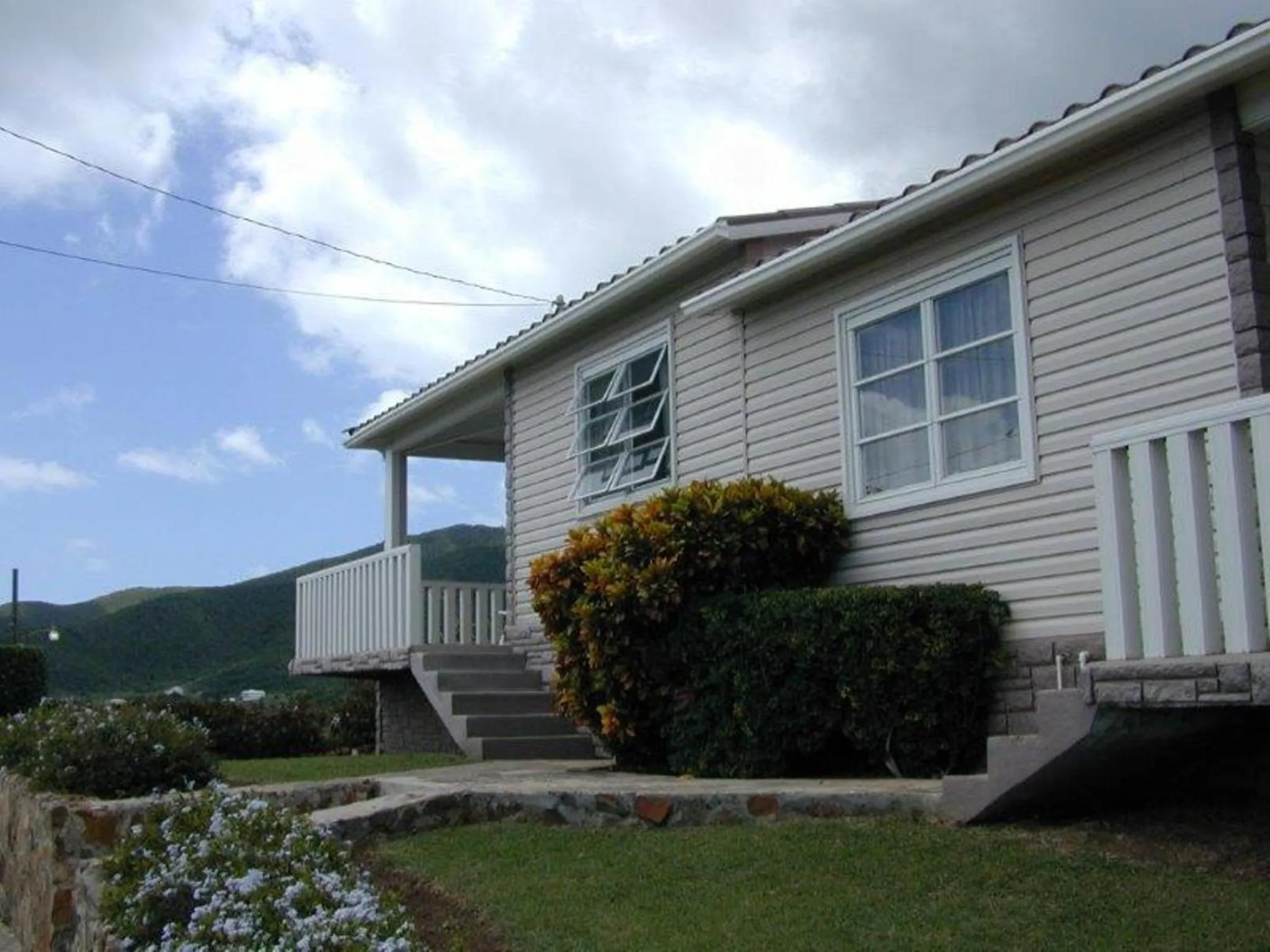 Facade/entrance in South Coast Horizon