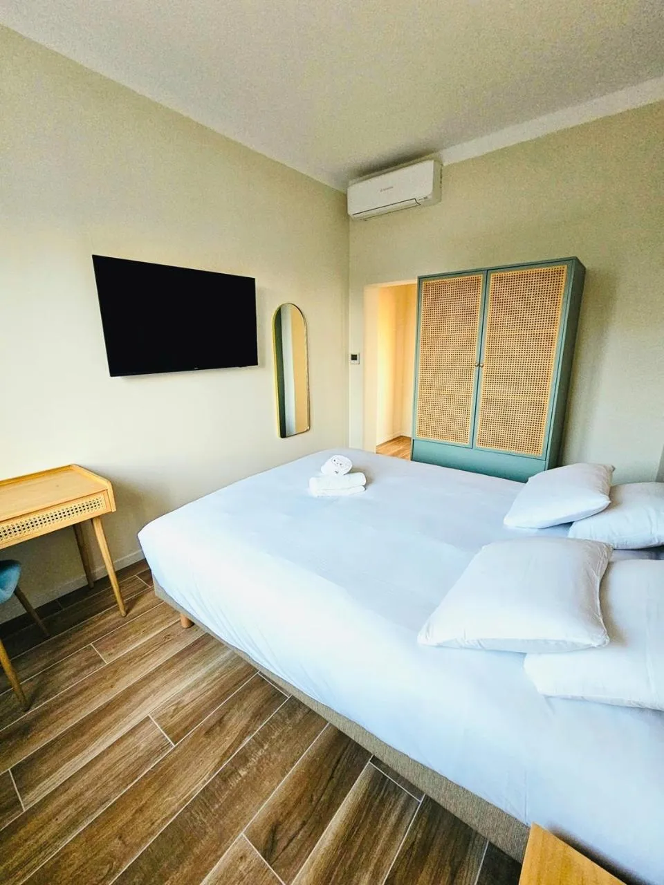 Superior Double Room with Garden View in Adonis Sanary Grand Hôtel des Bains