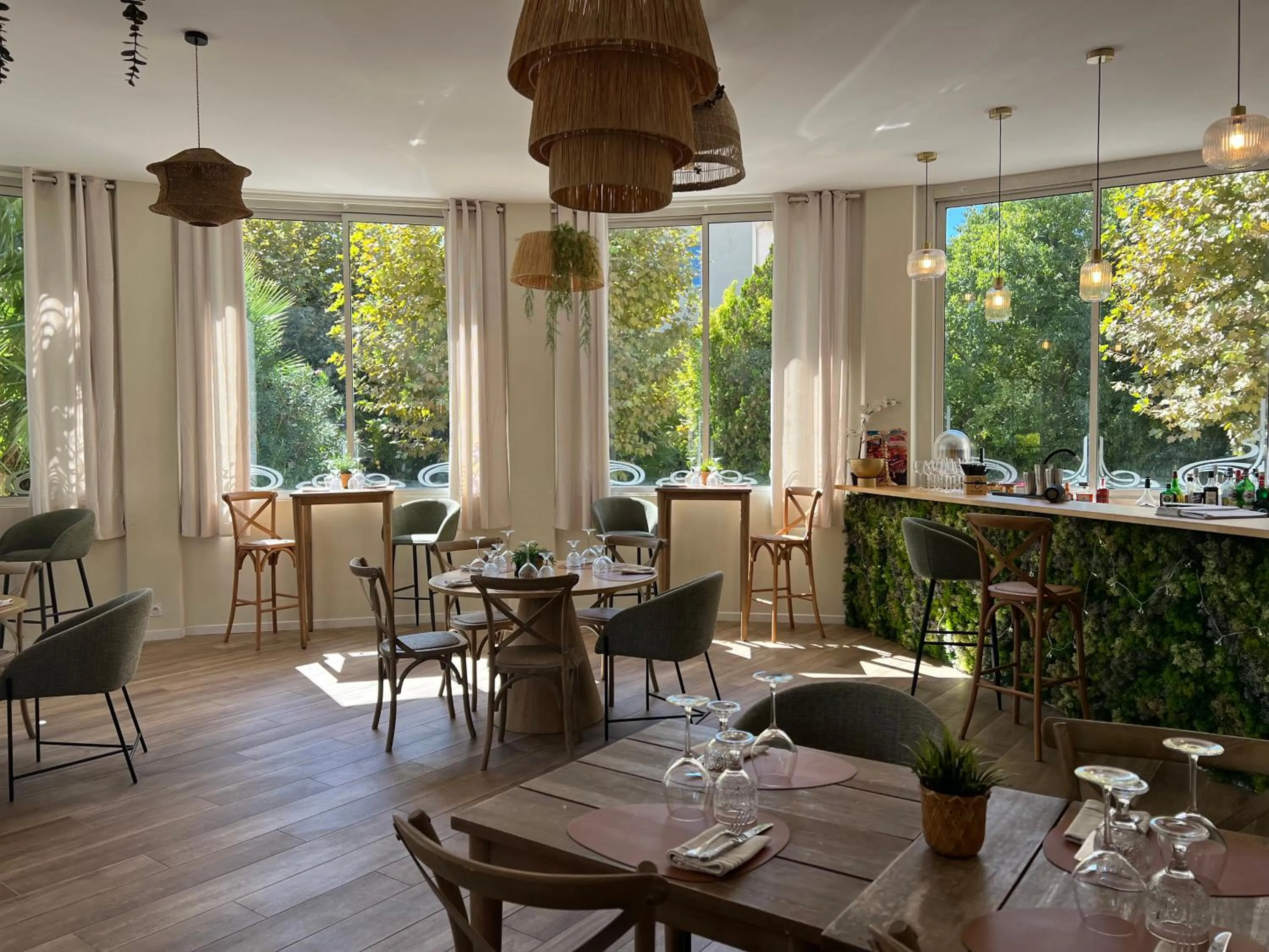 Adonis Sanary Grand Hôtel des Bains