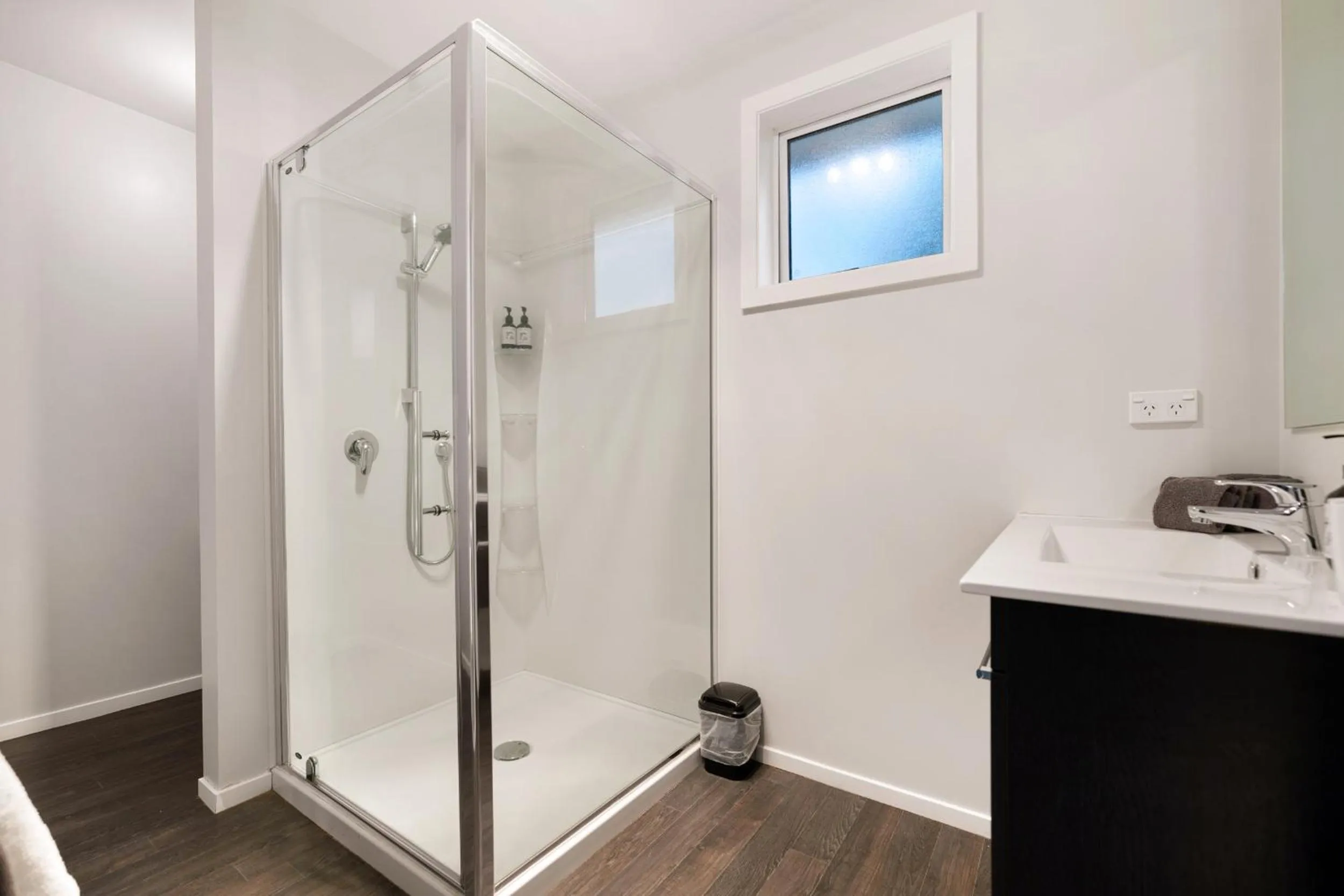 Shower in Arrowtown Motel