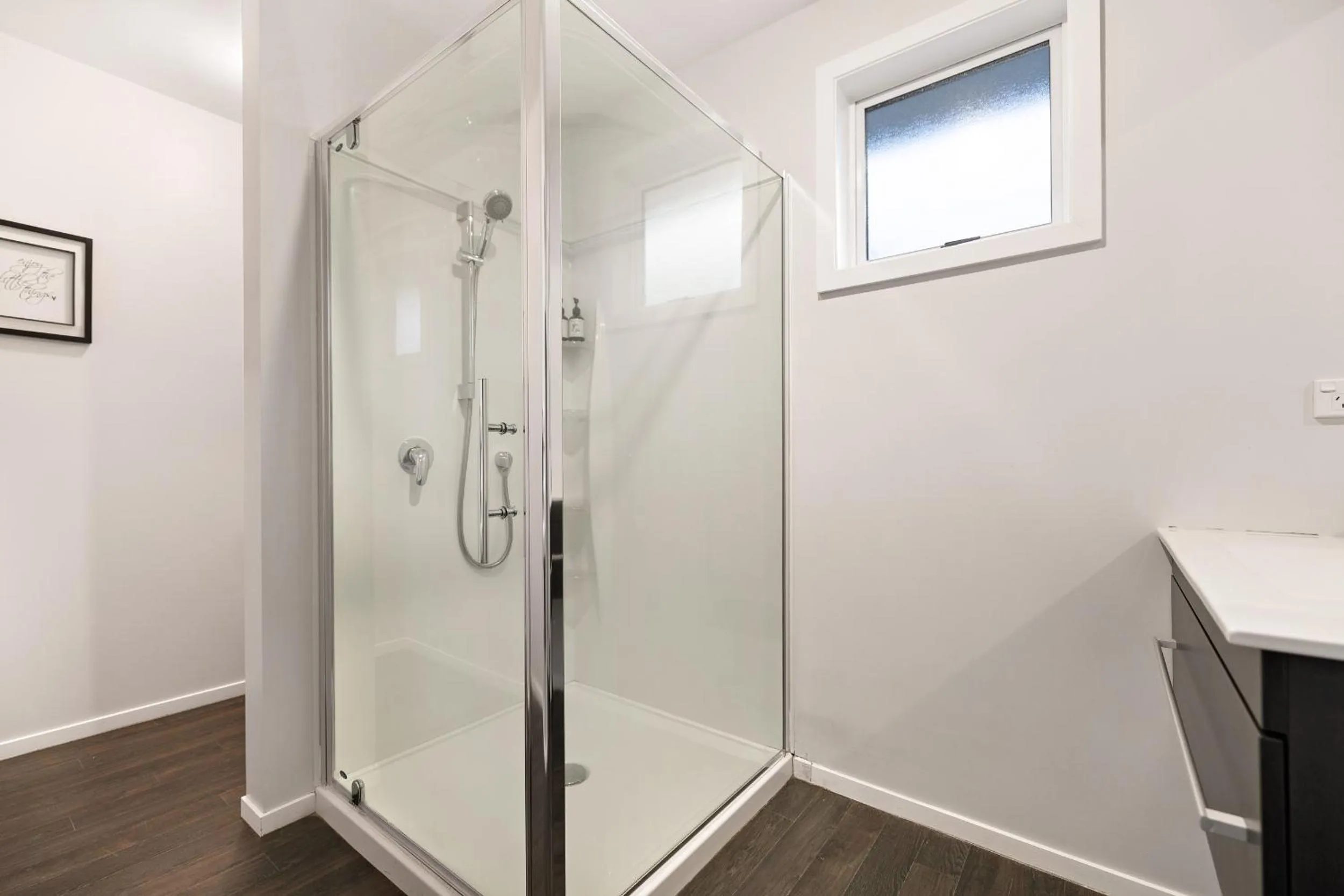 Shower in Arrowtown Motel