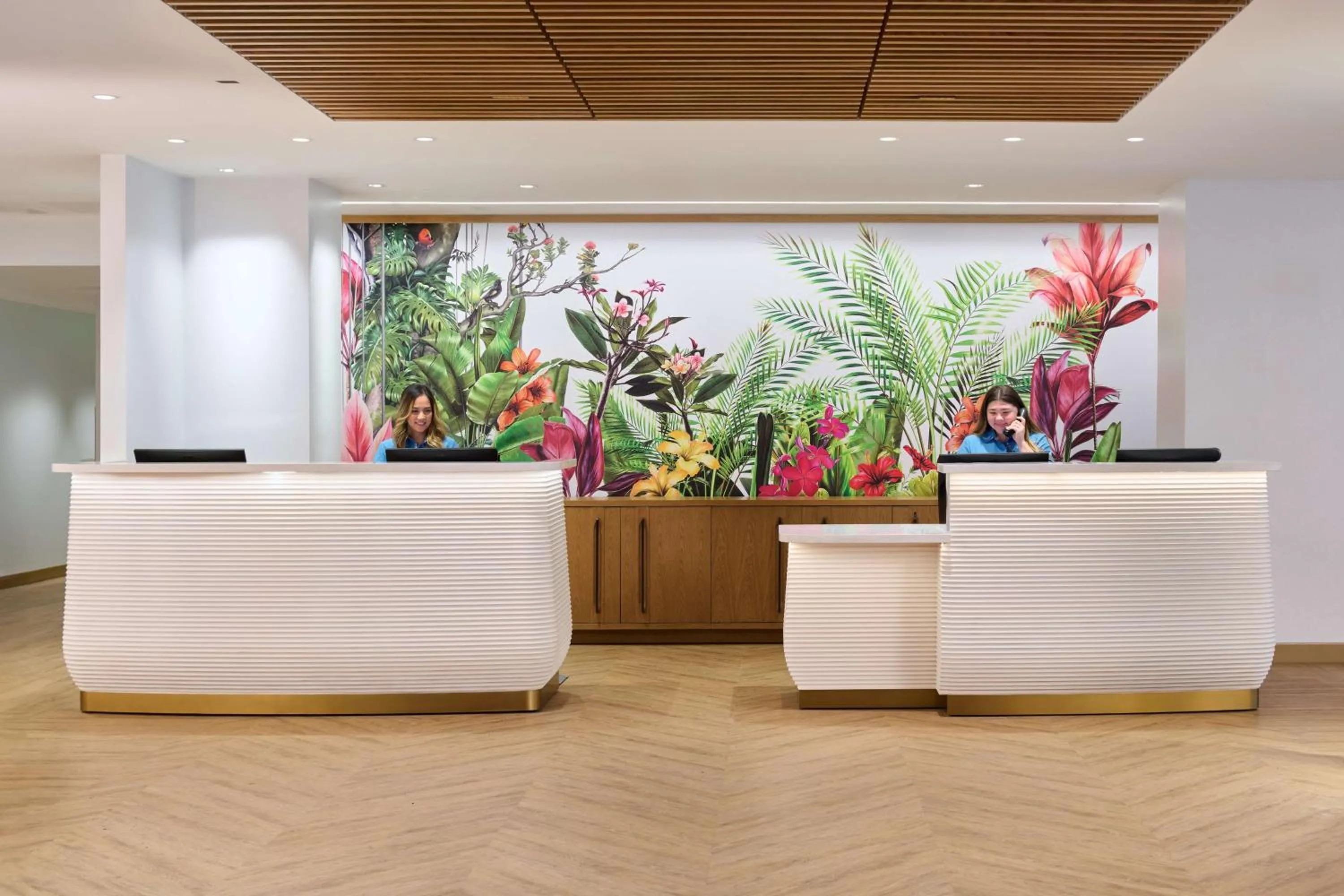 Lobby or reception in OUTRIGGER Waikiki Paradise Hotel