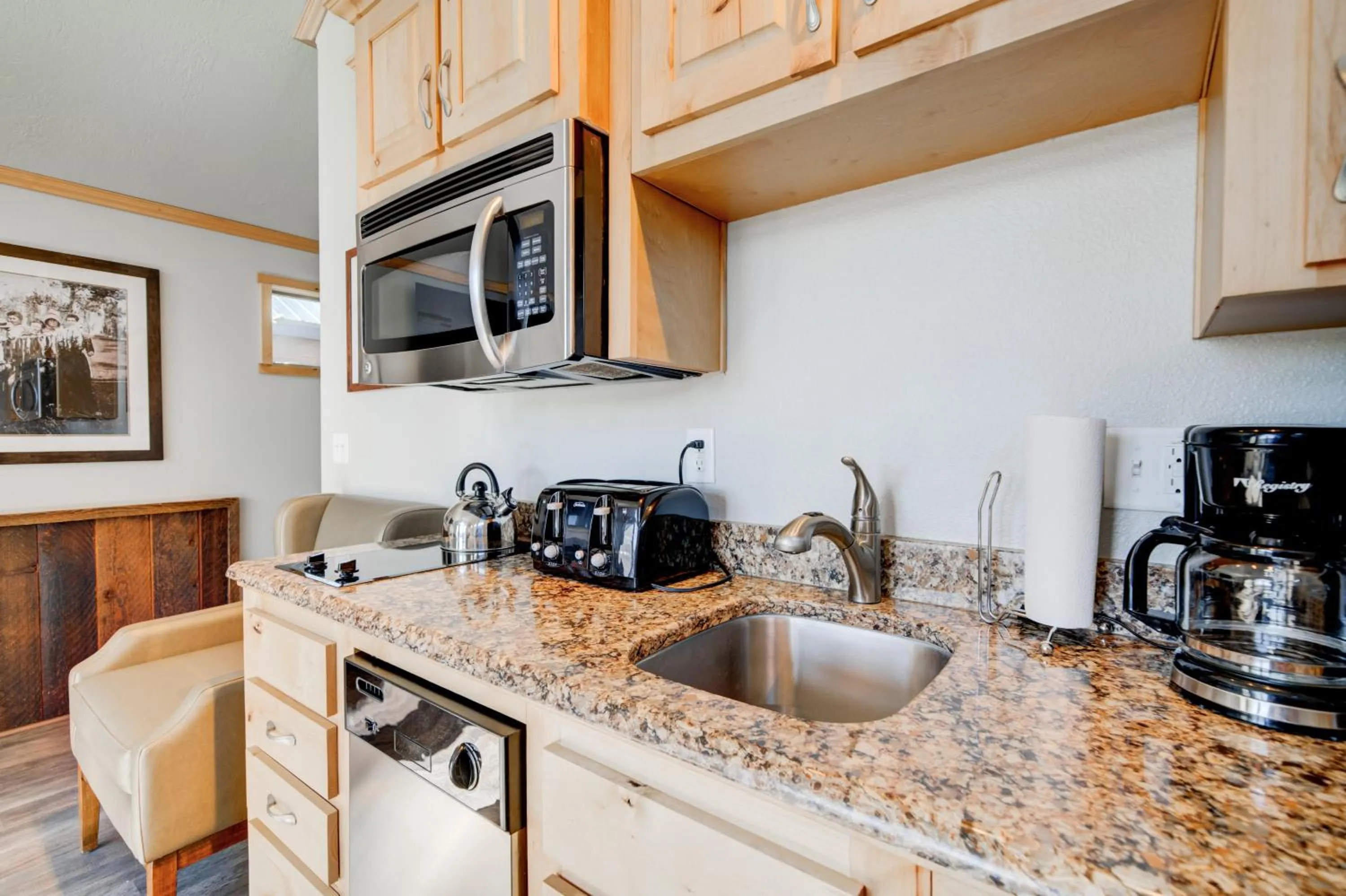 Coffee/tea facilities in Explorer Cabins at Yellowstone