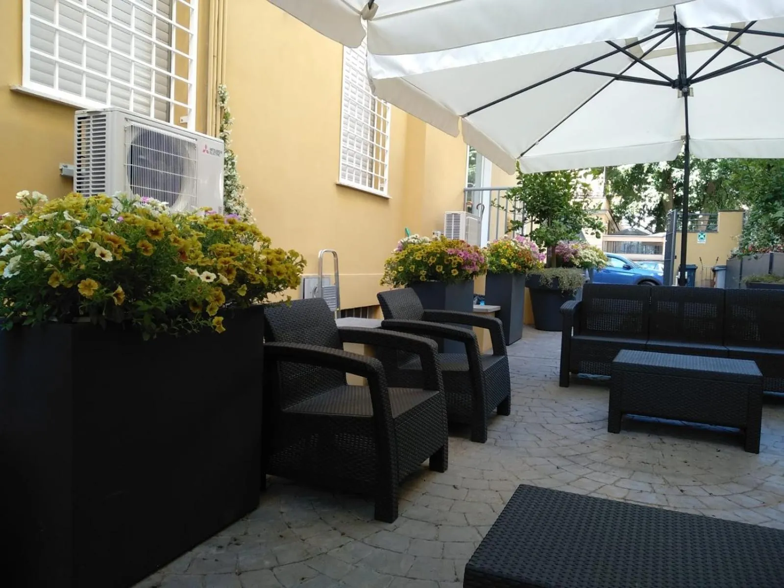 Patio in ASTORIA GOLDEN GATE