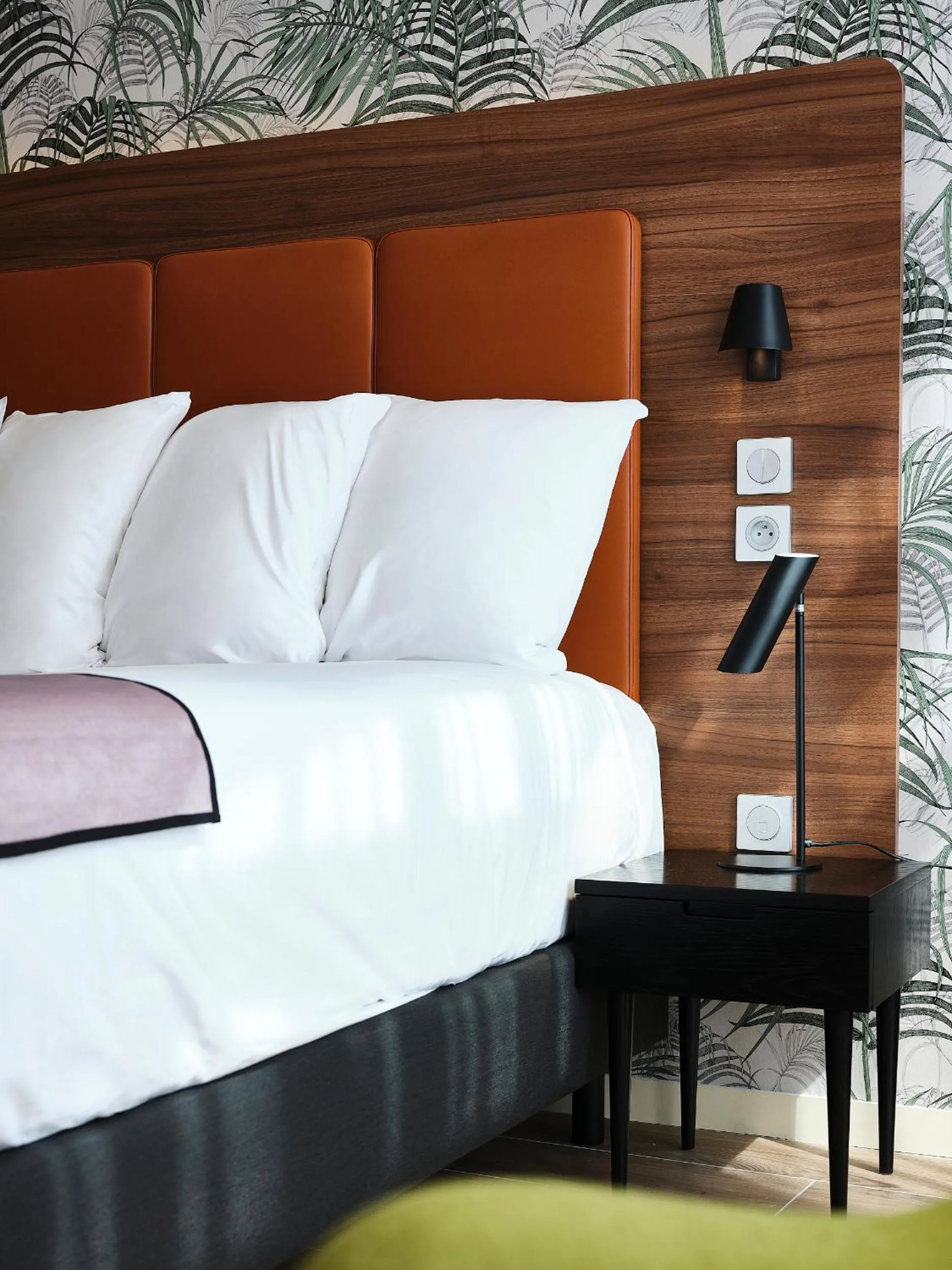 Bedroom, Bed in Quality Hotel Bordeaux Centre