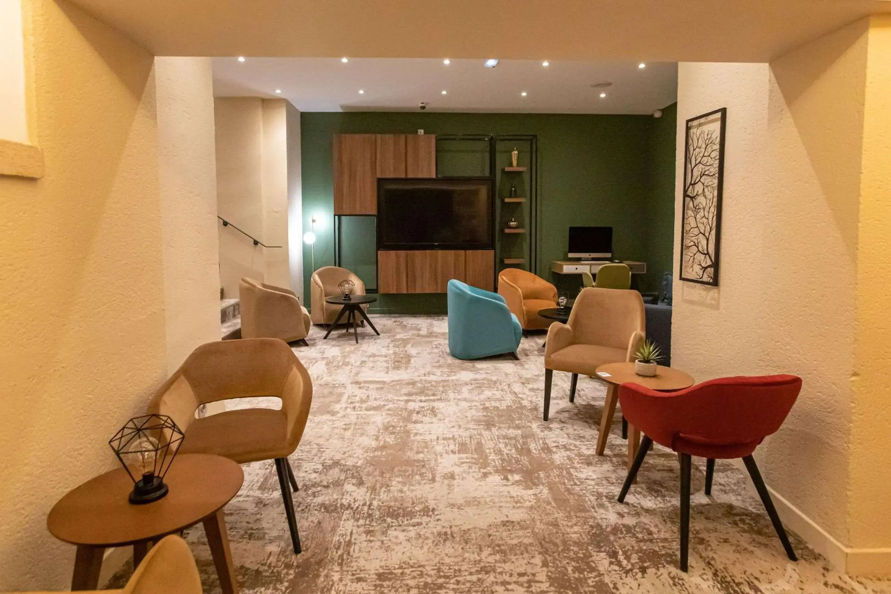 Lobby or reception in Quality Hotel Bordeaux Centre Lobby or reception in Quality Hotel Bordeaux Centre