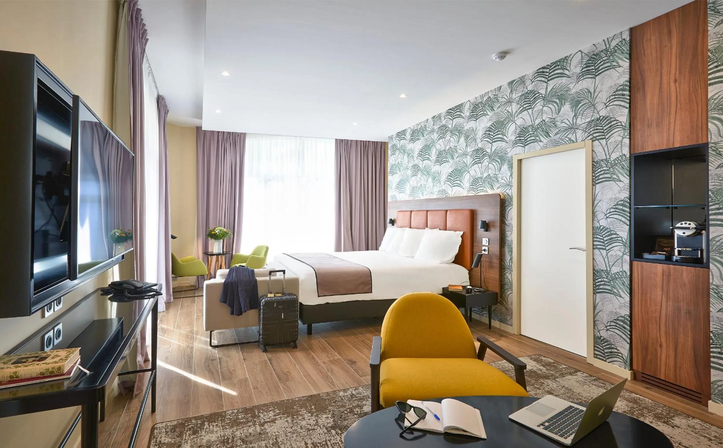 Bedroom, Bed in Quality Hotel Bordeaux Centre