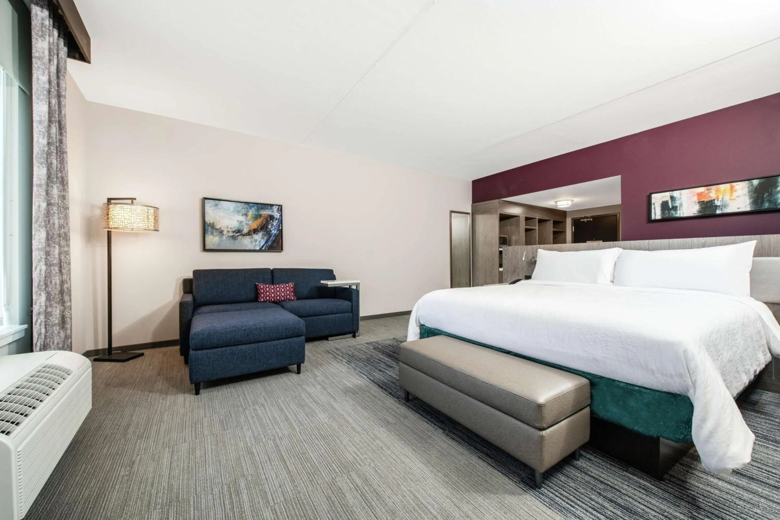 Living room, Bed in Hilton Garden Inn Pittsburgh Area Beaver Valley, Pa