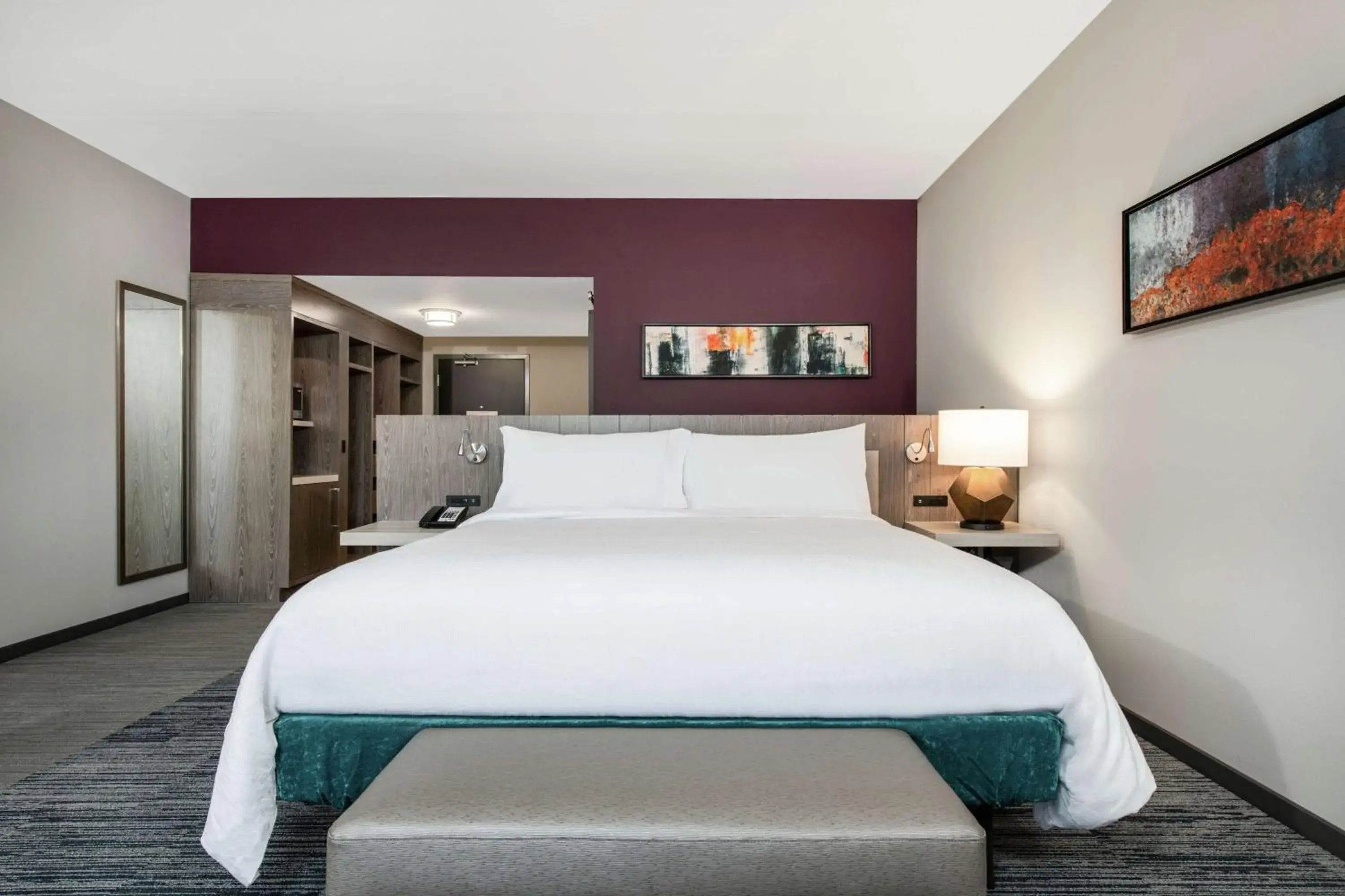 Photo of the whole room, Bed in Hilton Garden Inn Pittsburgh Area Beaver Valley, Pa Photo of the whole room, Bed in Hilton Garden Inn Pittsburgh Area Beaver Valley, Pa